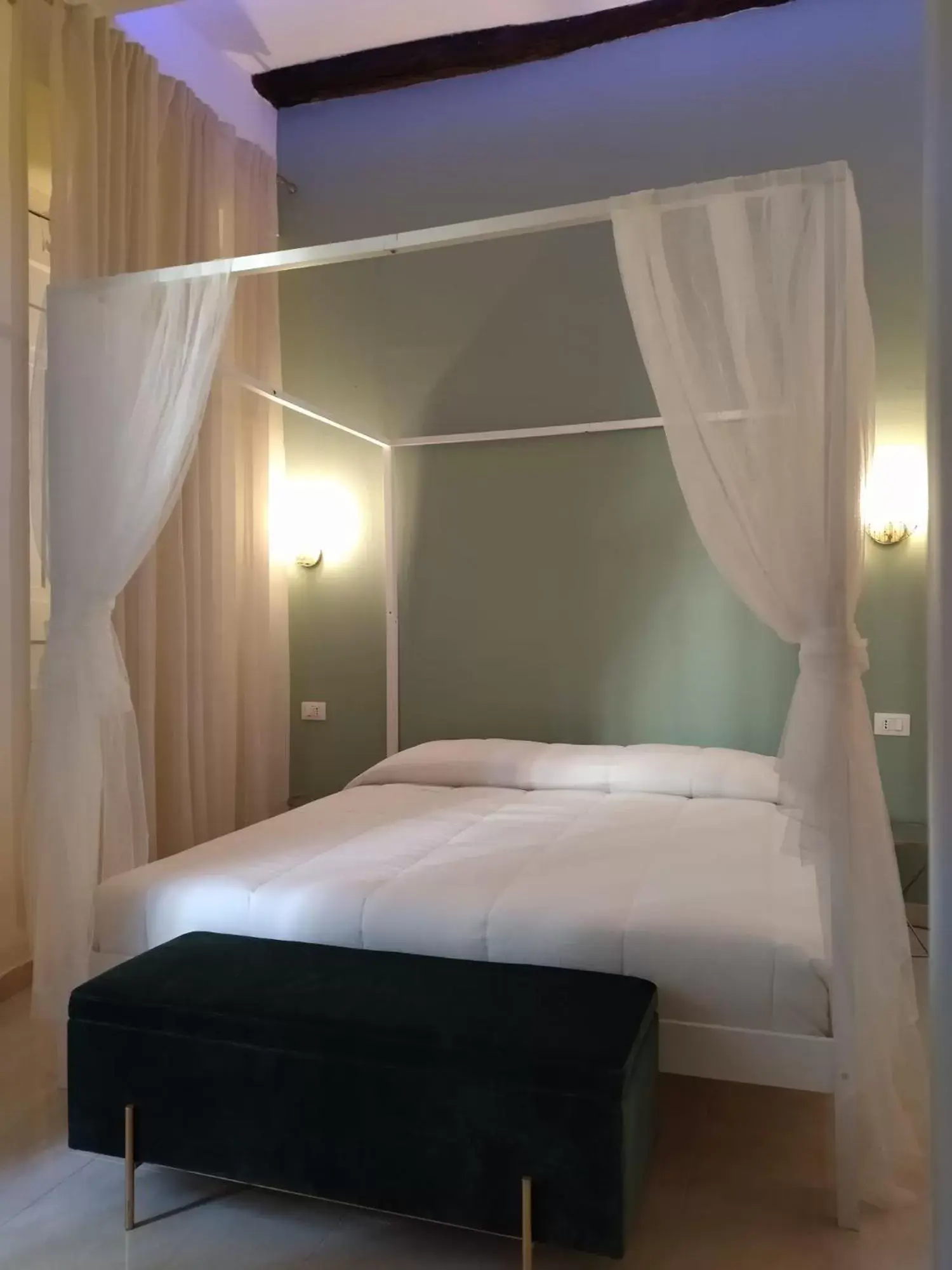 Bed in RELAIS TORRE GLORIA