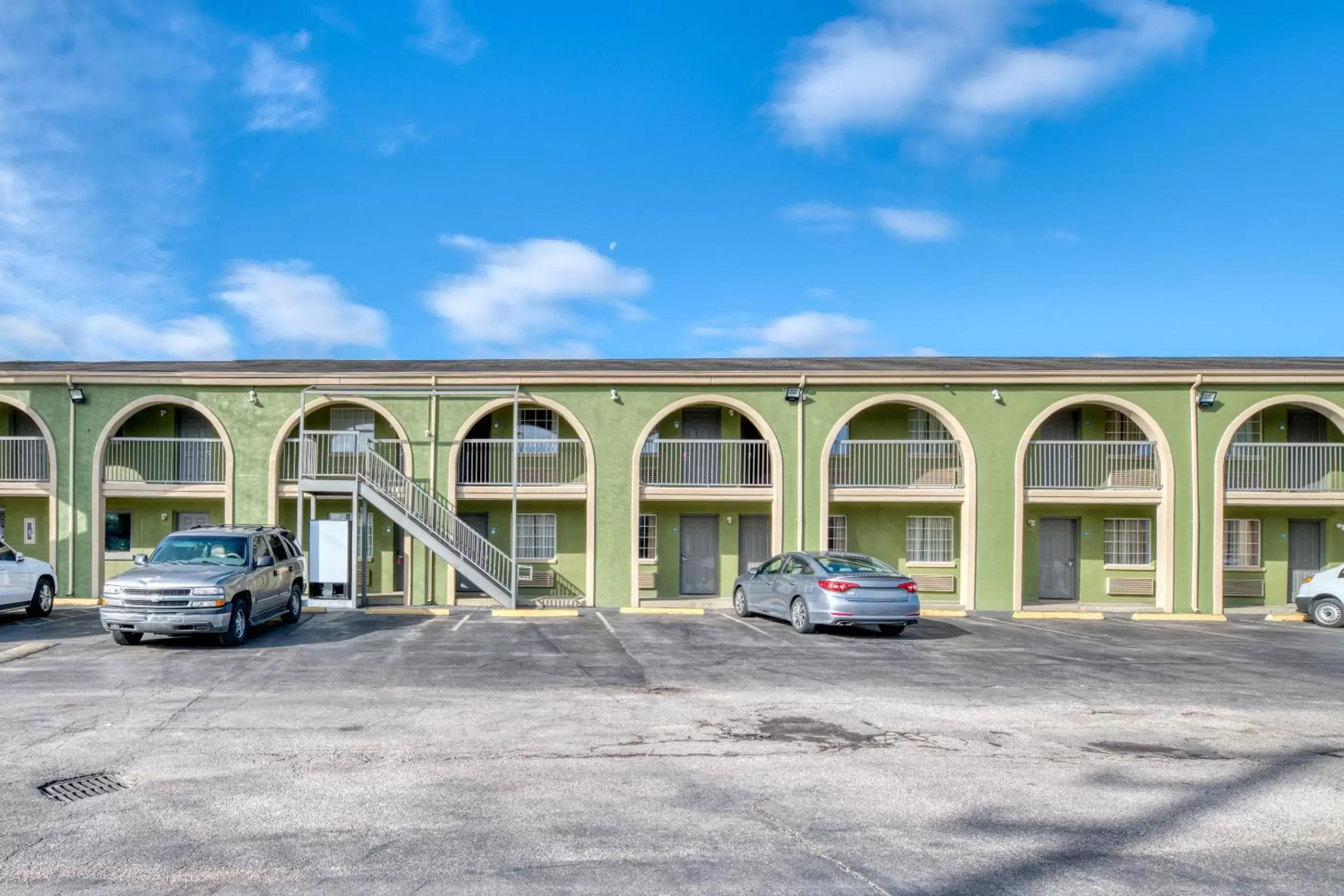 Property Building in OYO Hotel Channelview I-10