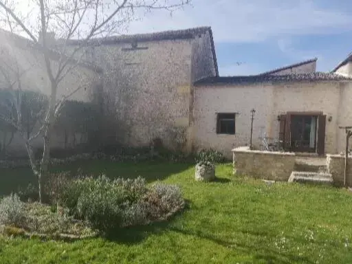 Property Building in les bruyeres