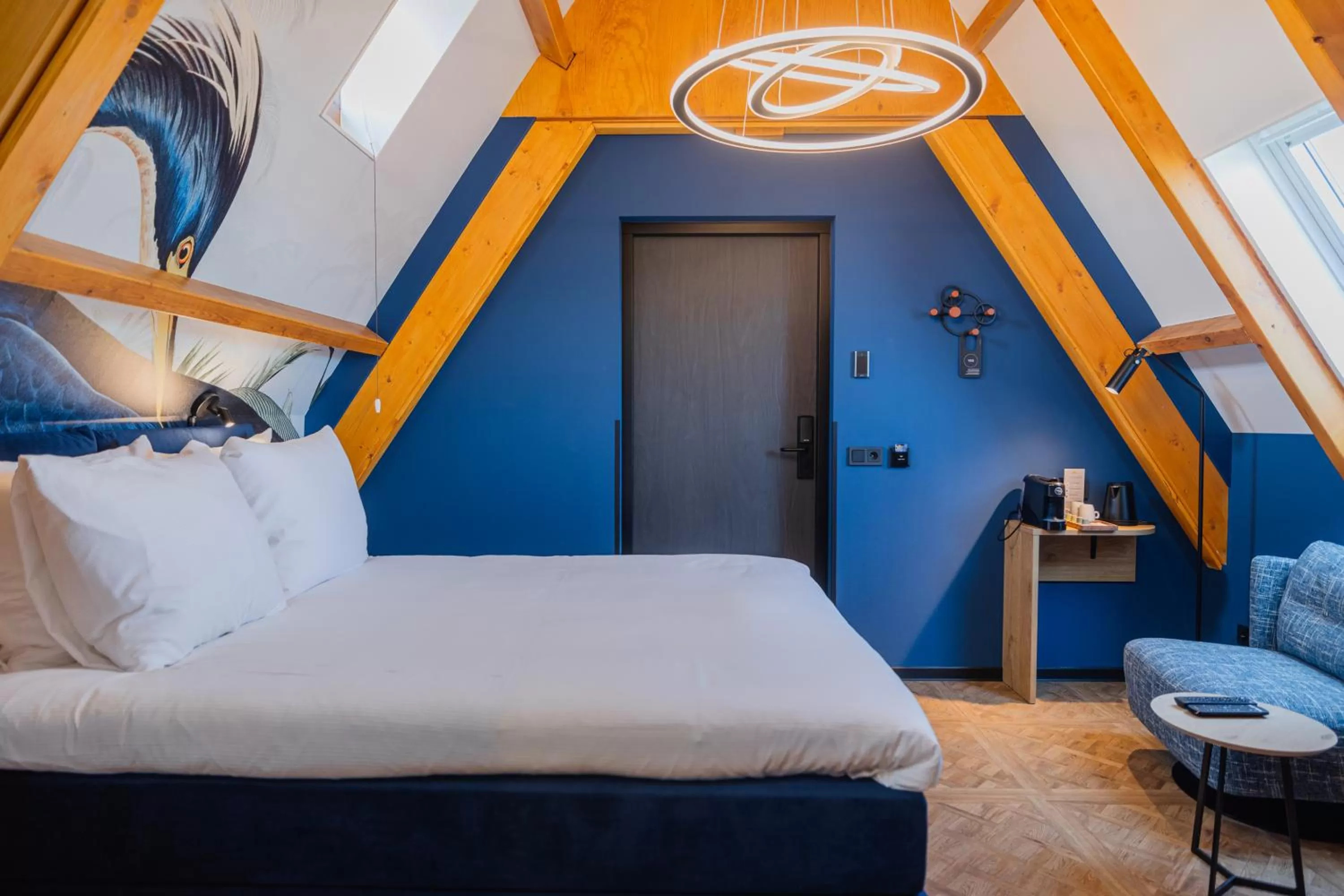 Photo of the whole room, Bed in Hotel St Joris I Kloeg Collection