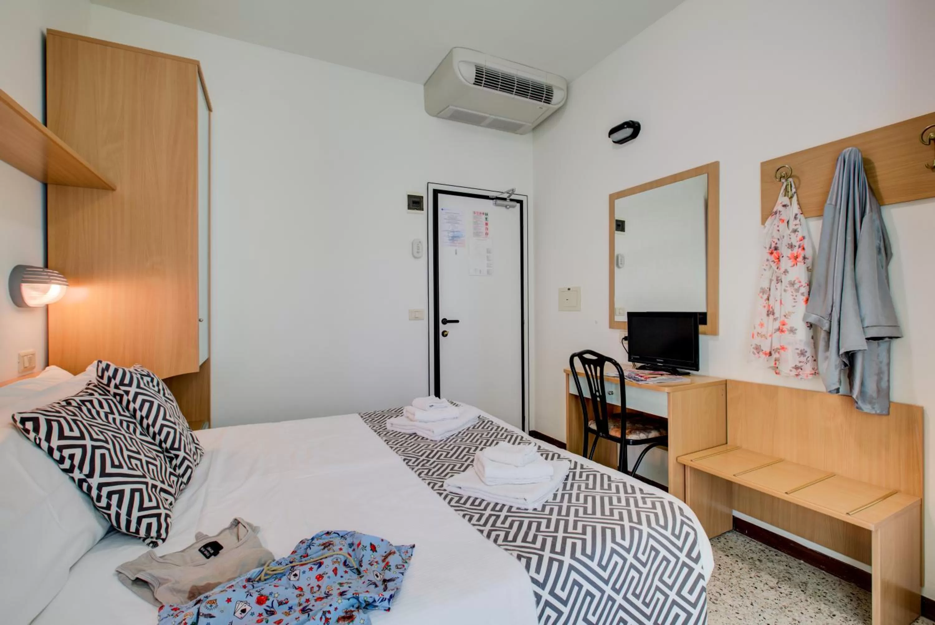 Photo of the whole room, Bed in Hotel Christian Ideale Per Famiglie