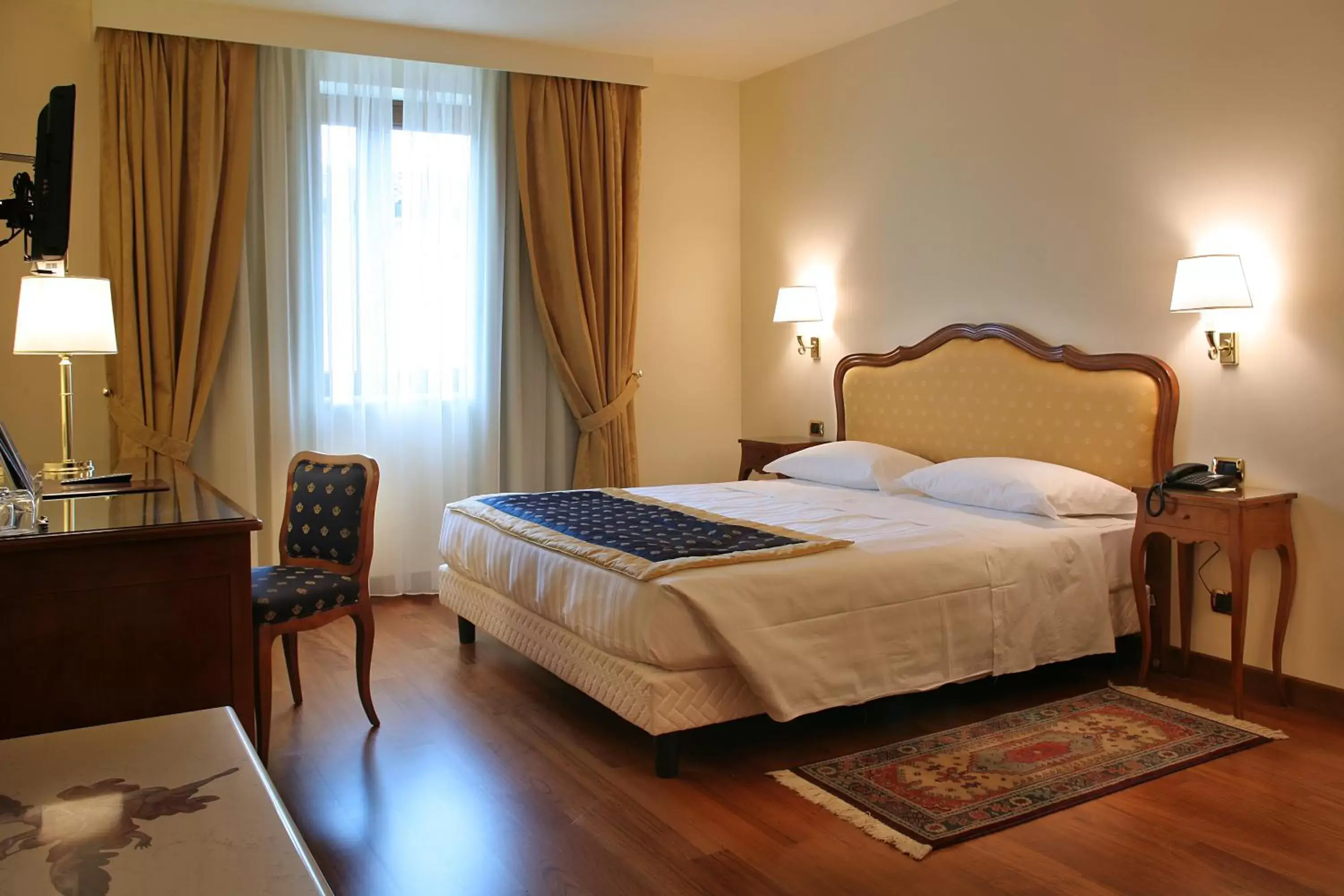 Bed in Villa Quaranta Tommasi Wine Hotel & SPA