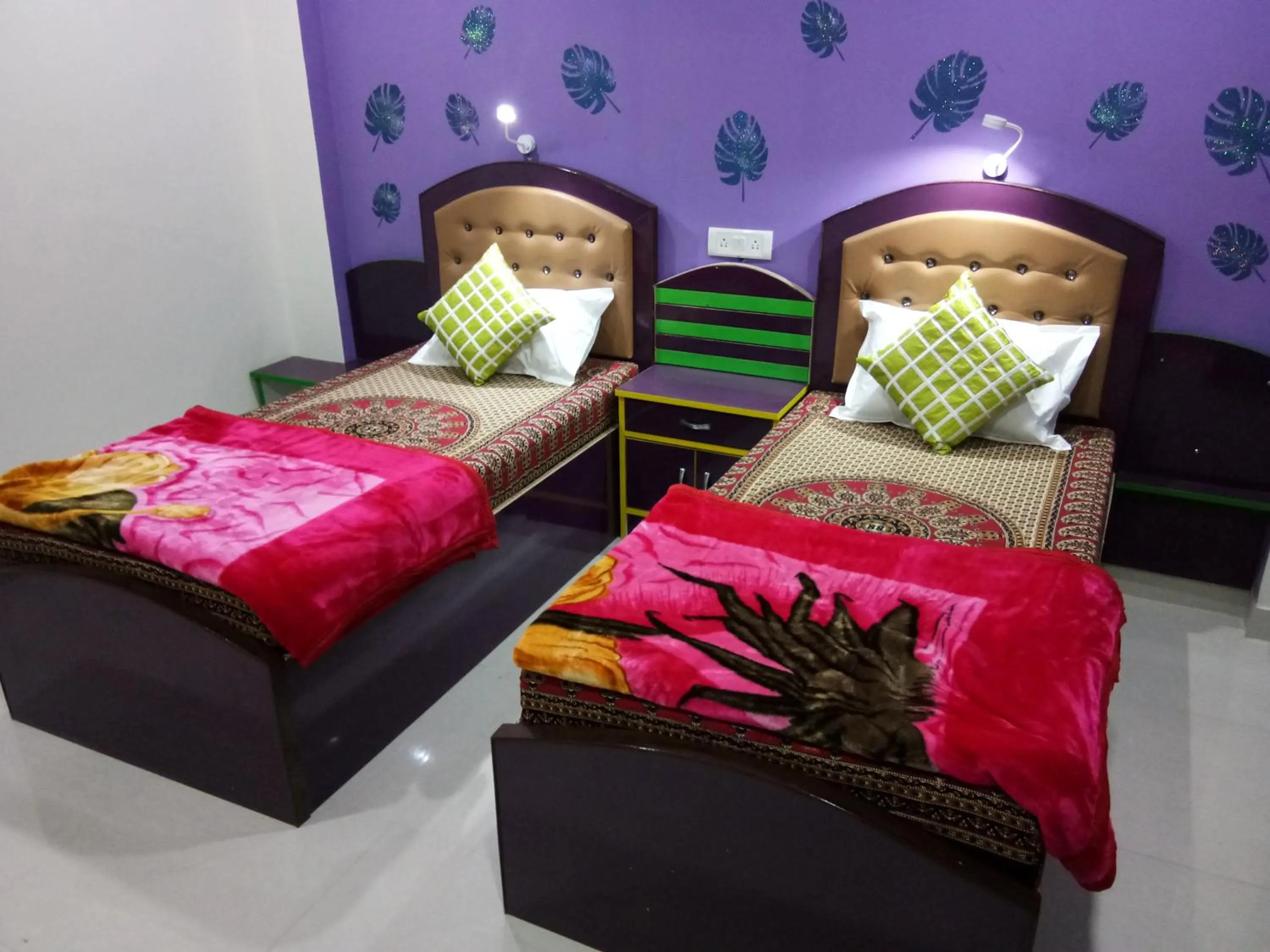 Photo of the whole room, Bed in Friends Home Stay - Agra