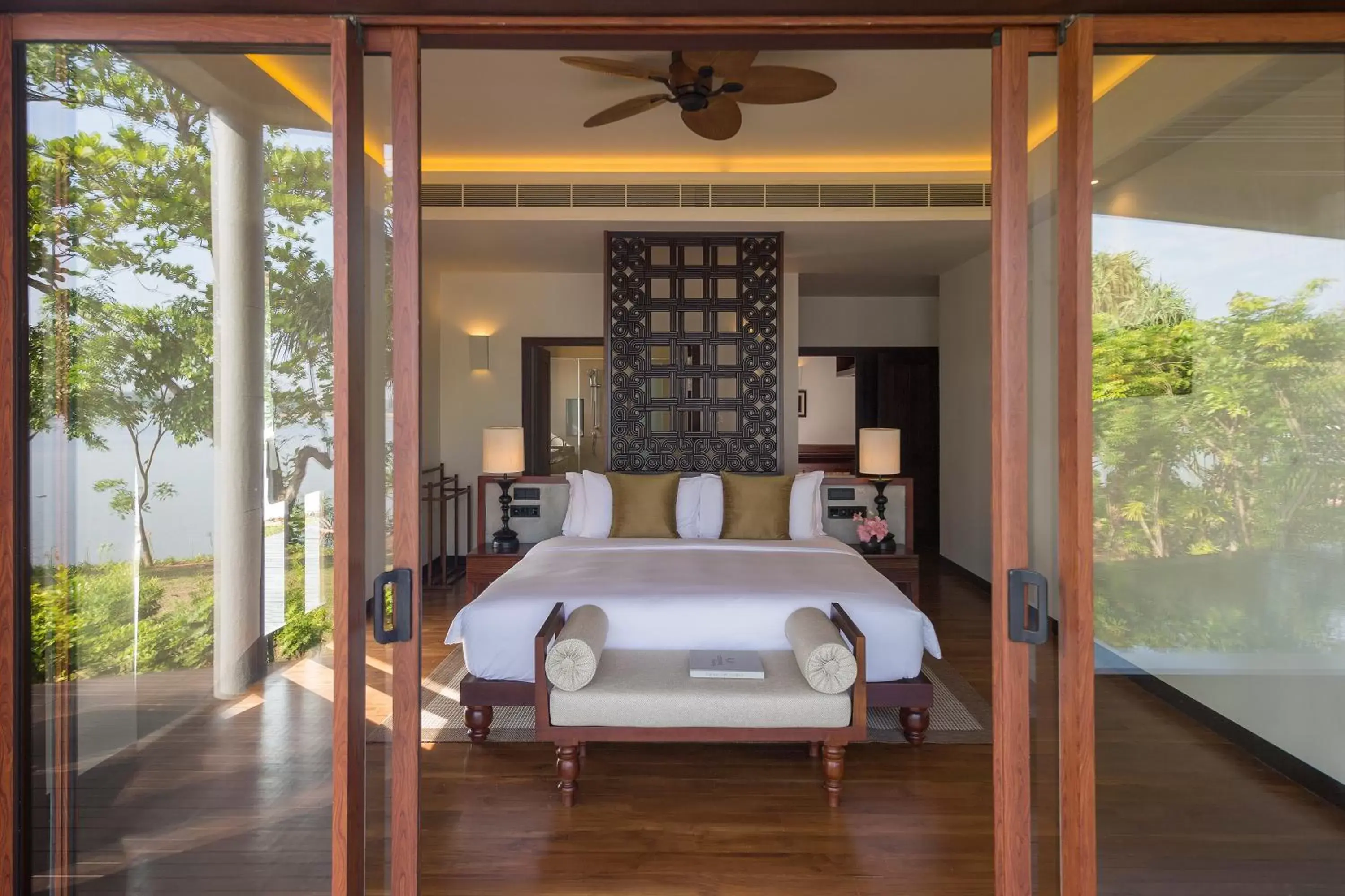 Bedroom, Bed in Anantara Kalutara Resort