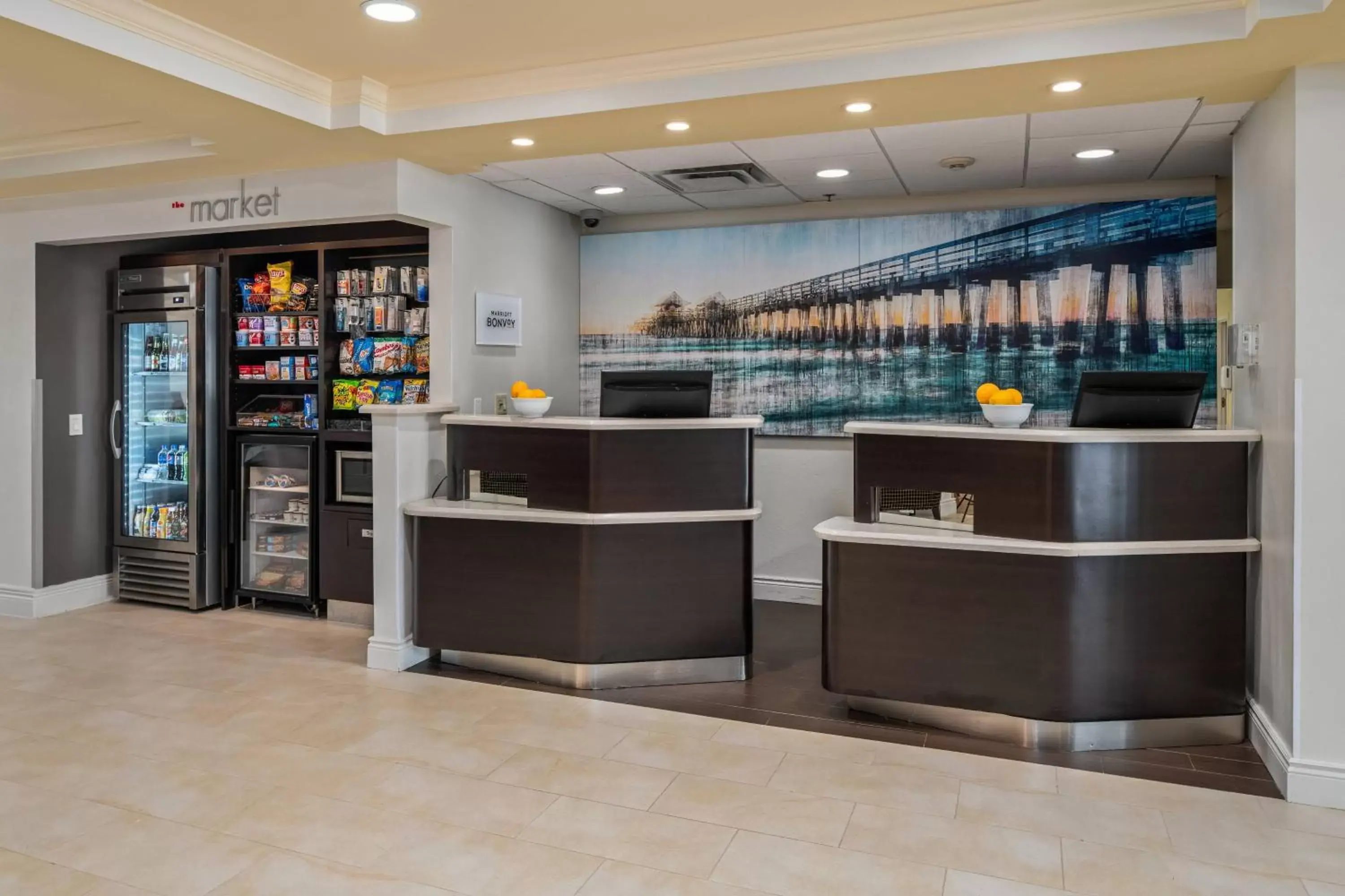 Lobby or reception in Courtyard by Marriott - Naples