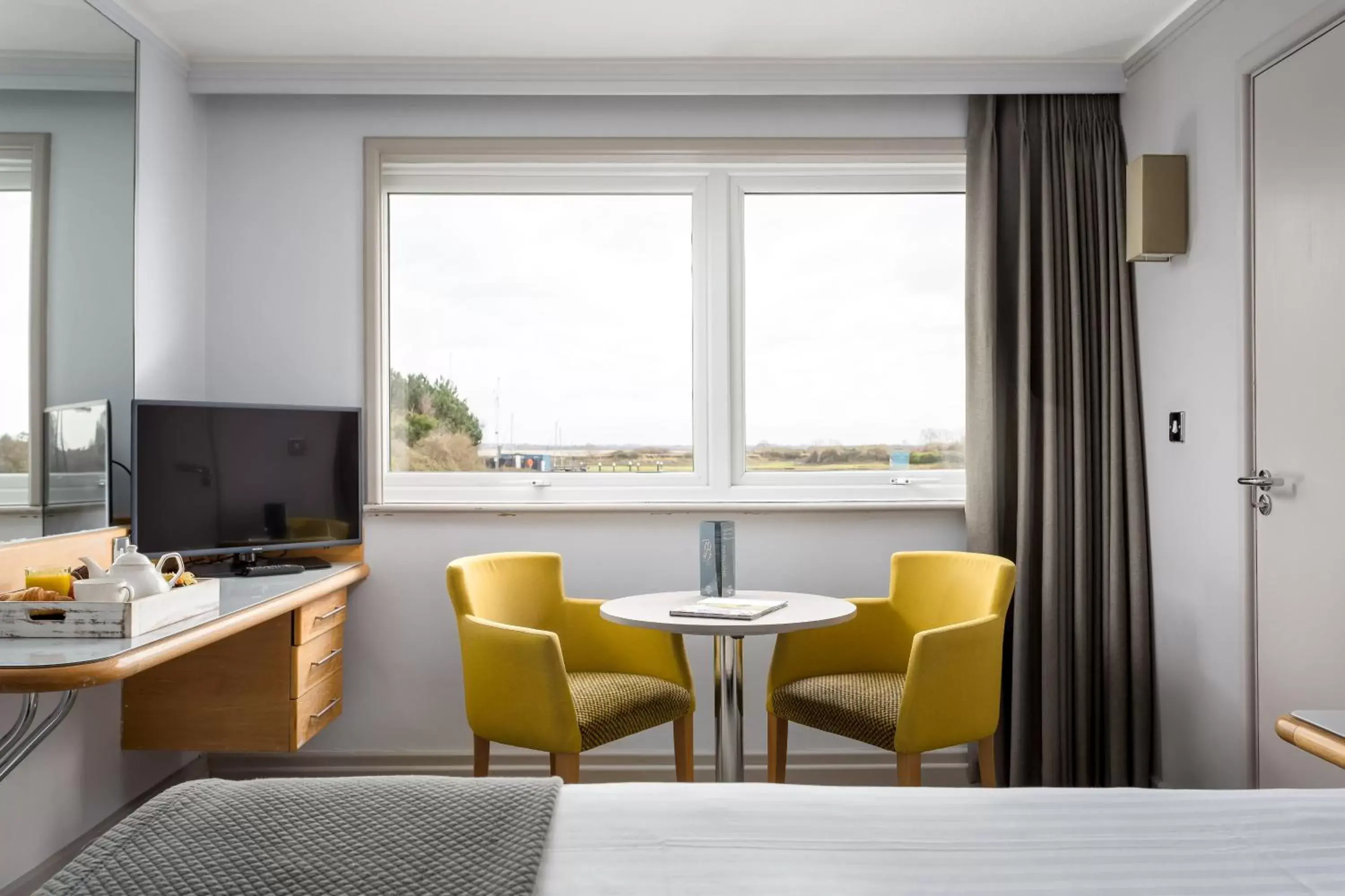 Seating Area in Langstone Quays Resort