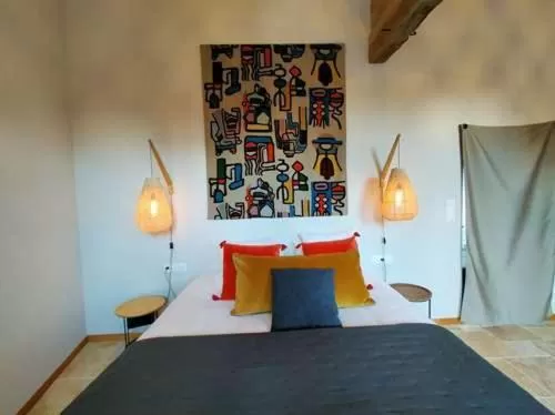 Bedroom, Bed in Une escale en Berry