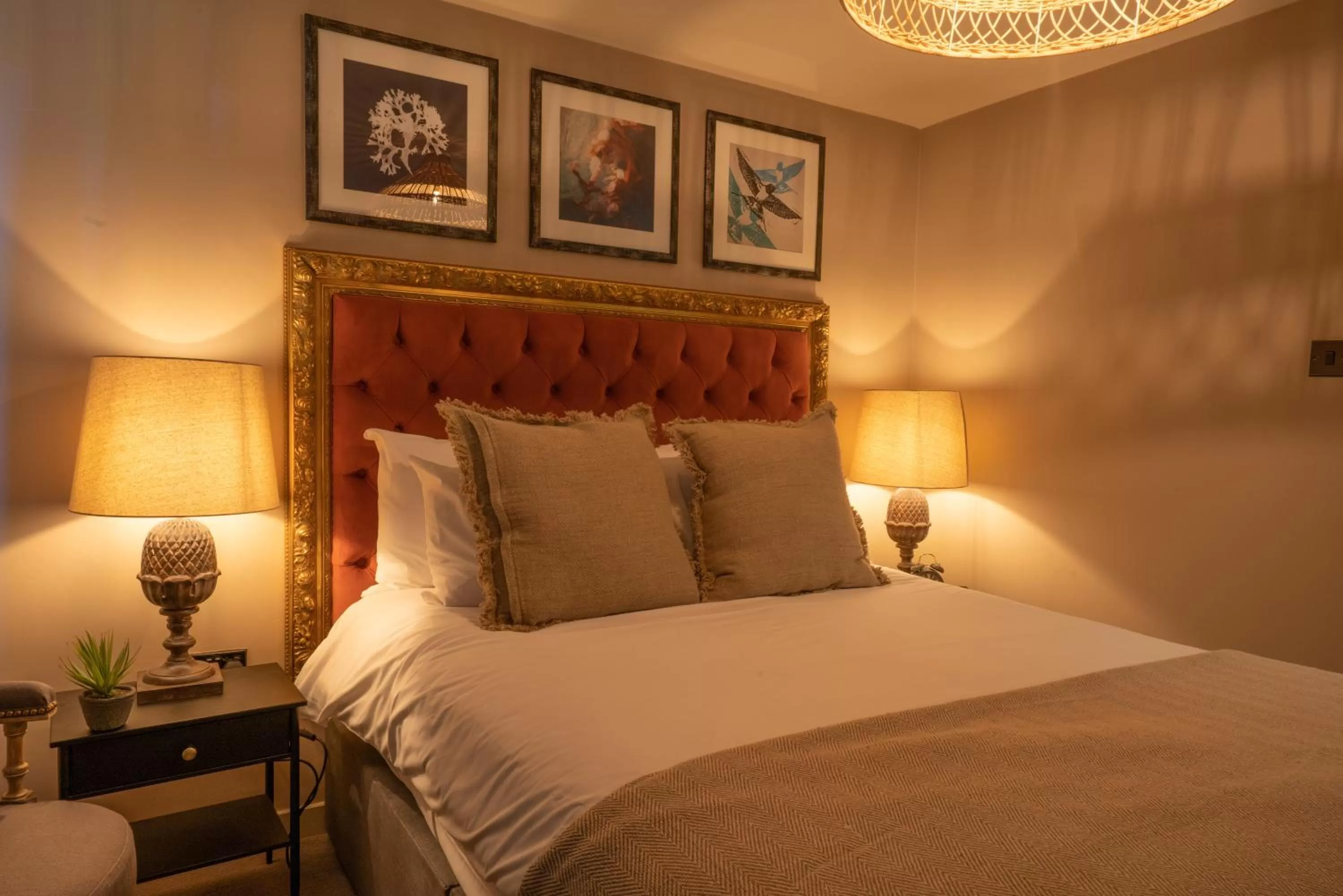 Bed in The Pavilion Arms