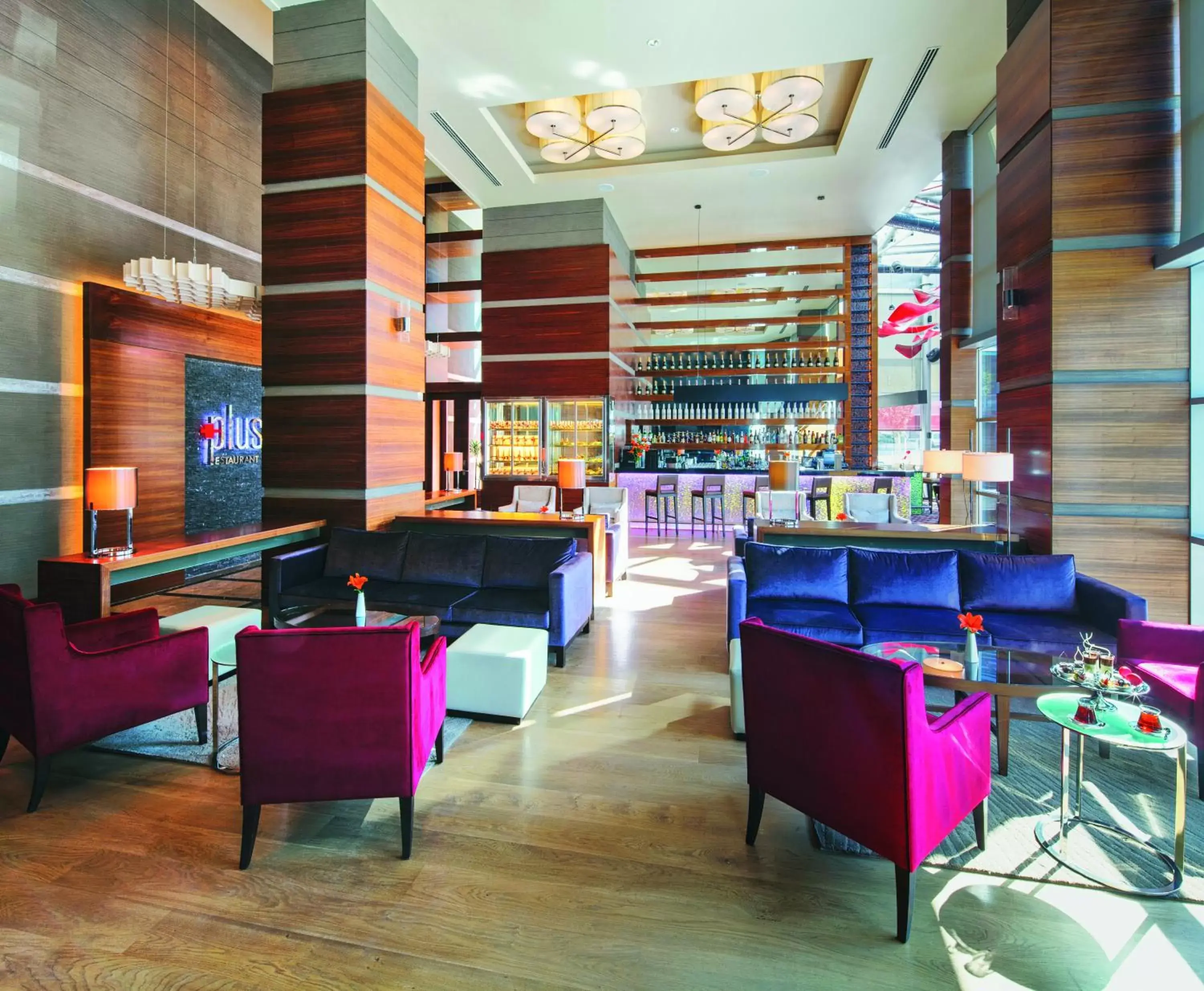 Lounge or bar, Restaurant/Places to Eat in Movenpick Hotel Ankara