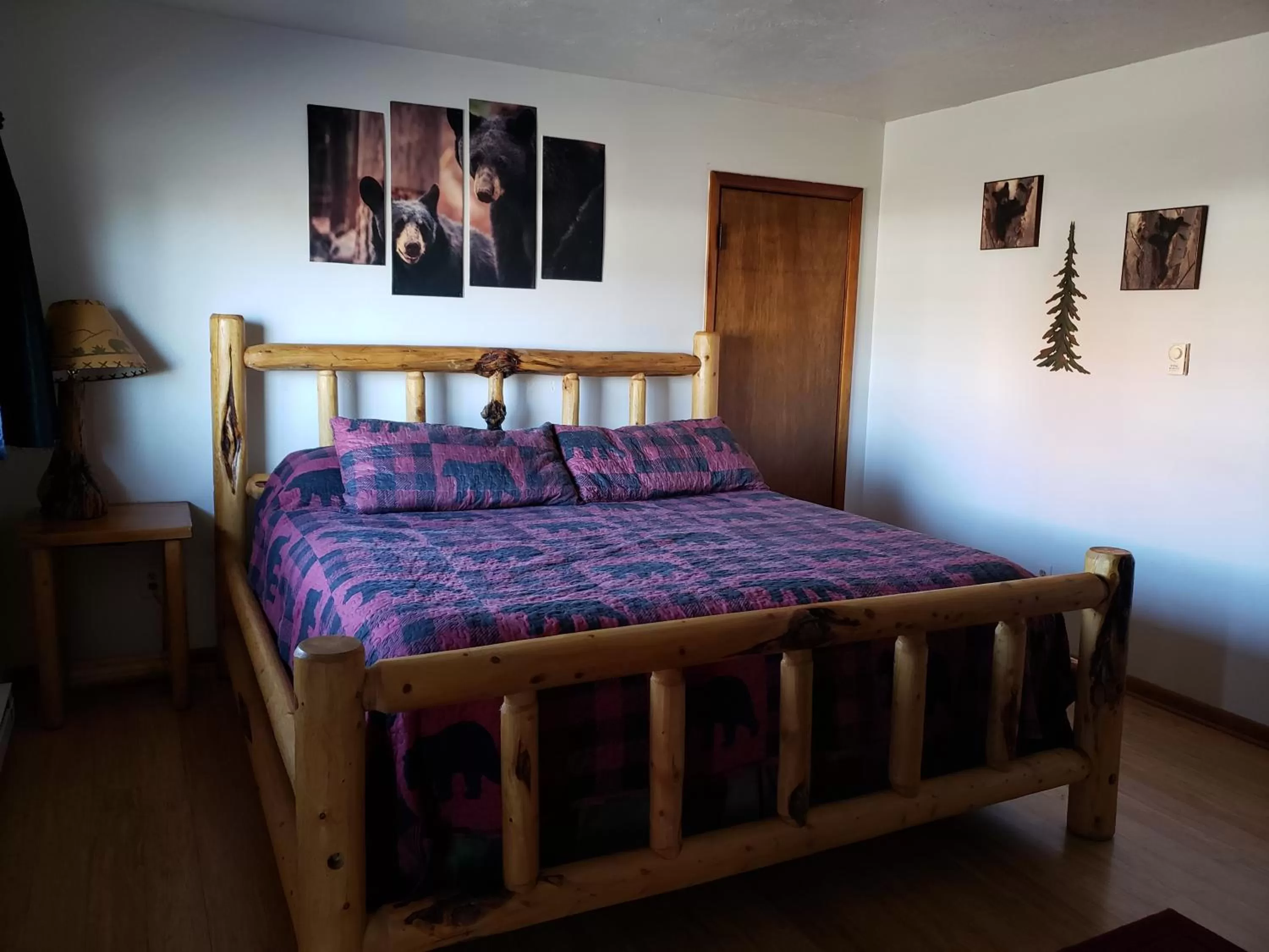 Bed in CRESCENT MOON MOTEL