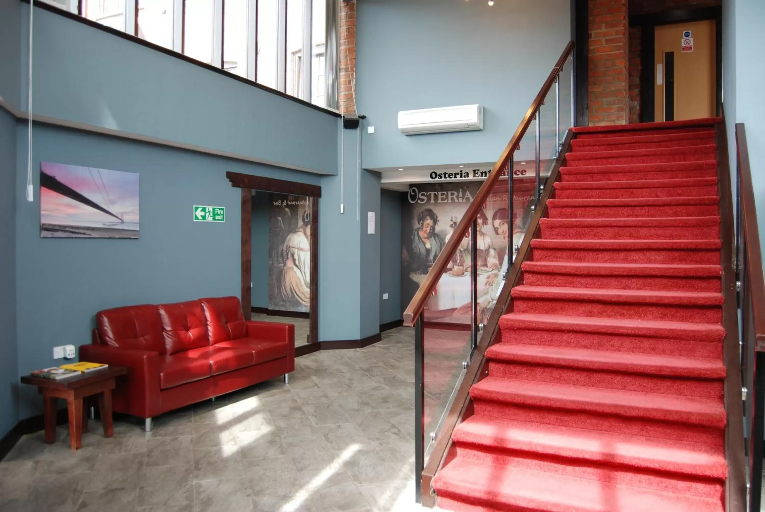 Lobby/Reception in Cornmill Hotel