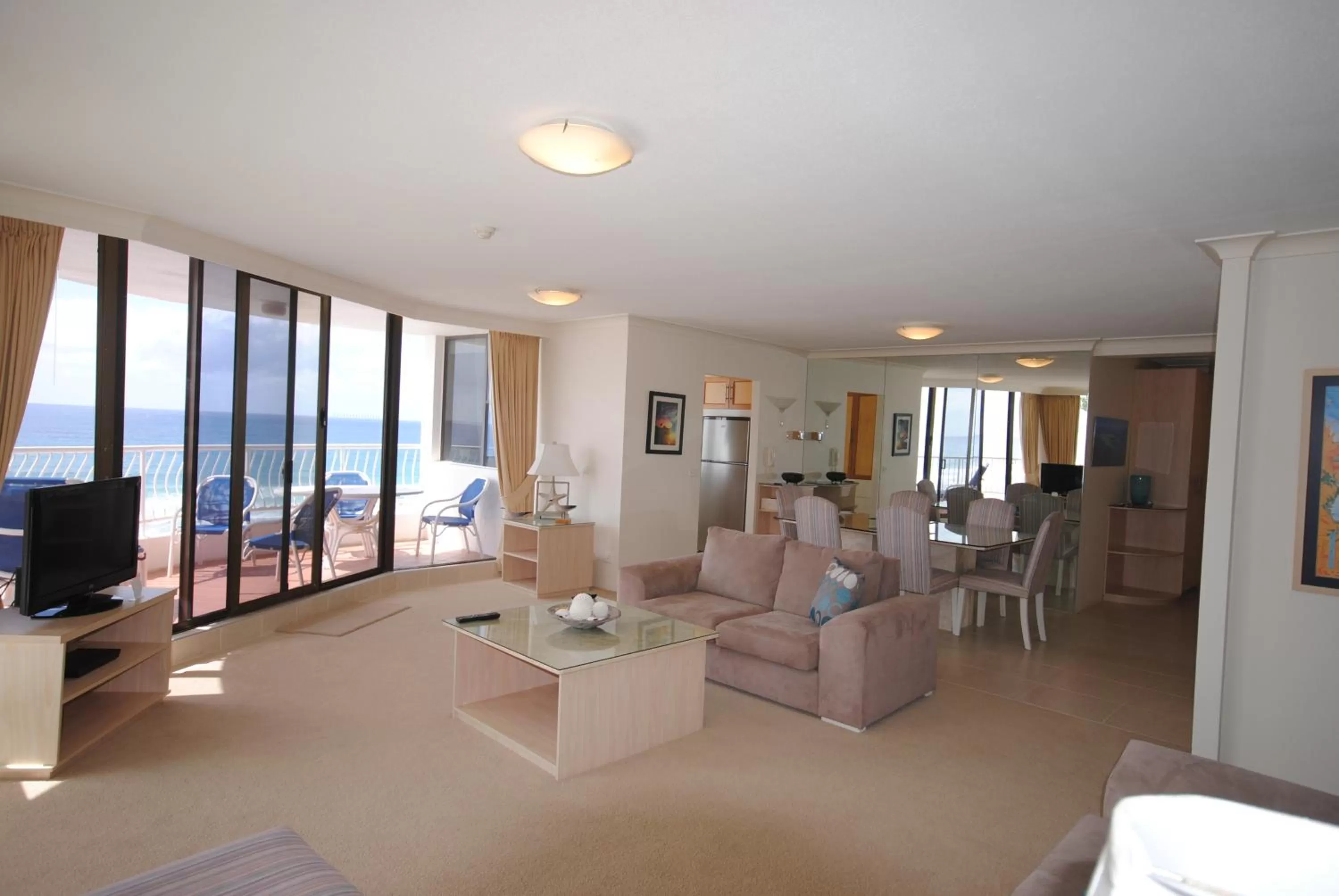 Living room, Seating Area in Albatross North Apartments