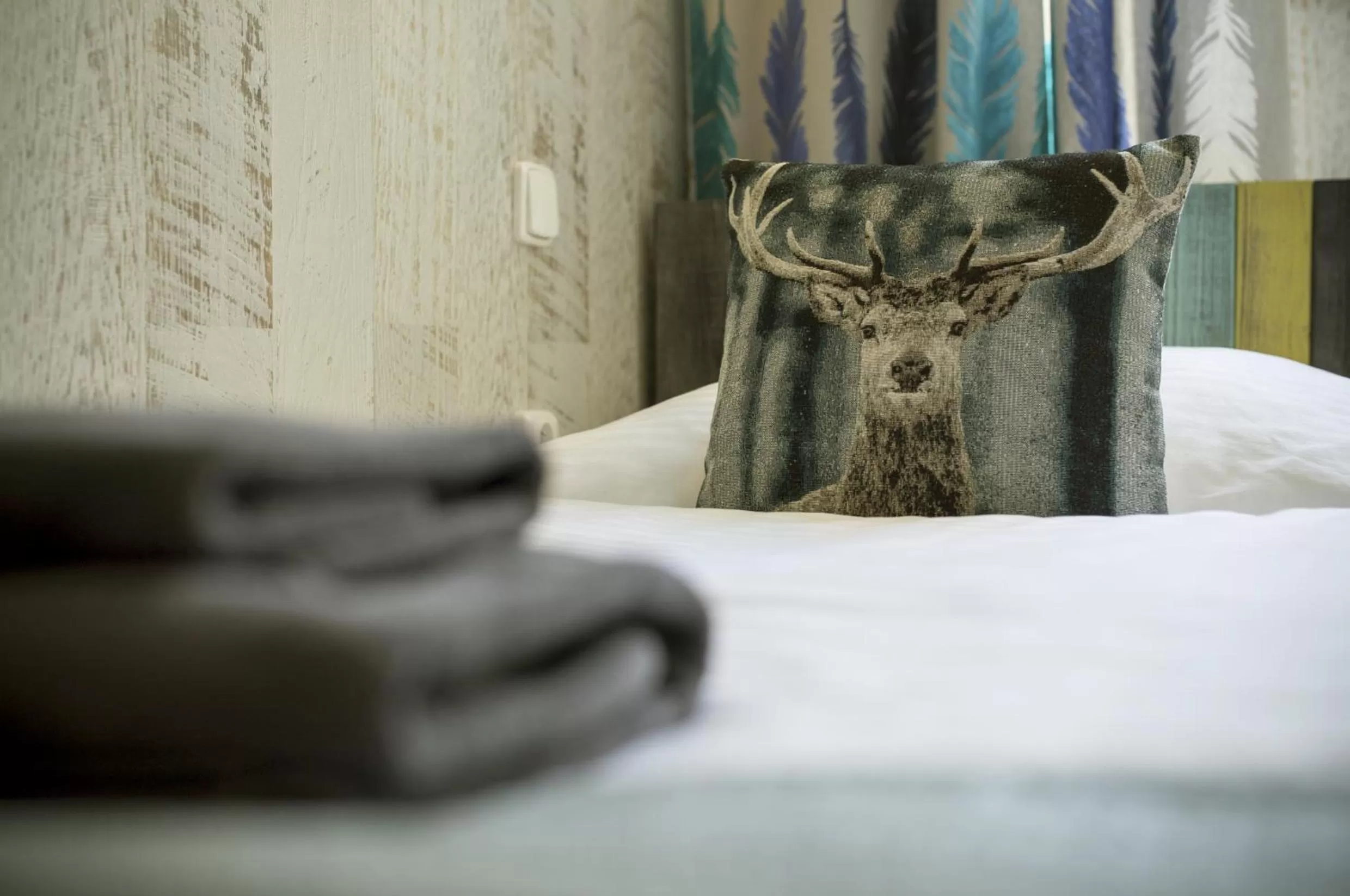 Bedroom, Bed in Royal Court Hotel