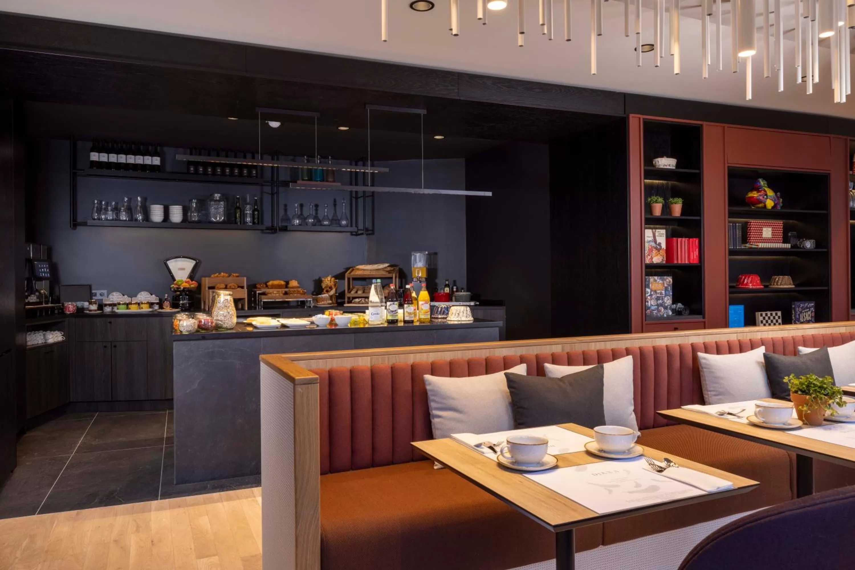 Restaurant/places to eat in Hotel La Diligence