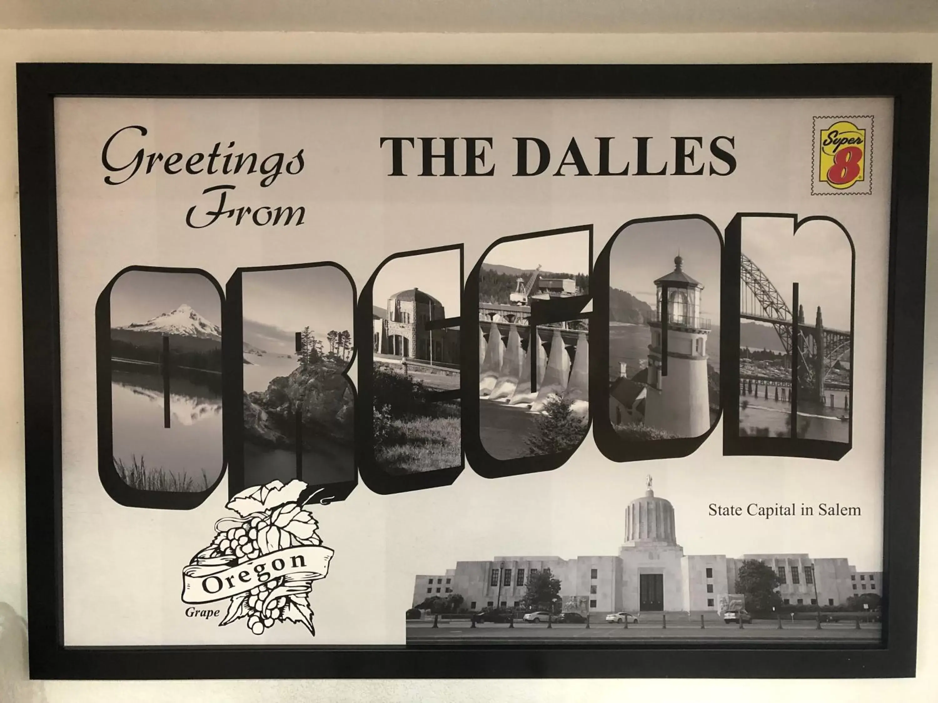 Lobby or reception in Super 8 by Wyndham The Dalles OR Lobby or reception in Super 8 by Wyndham The Dalles OR