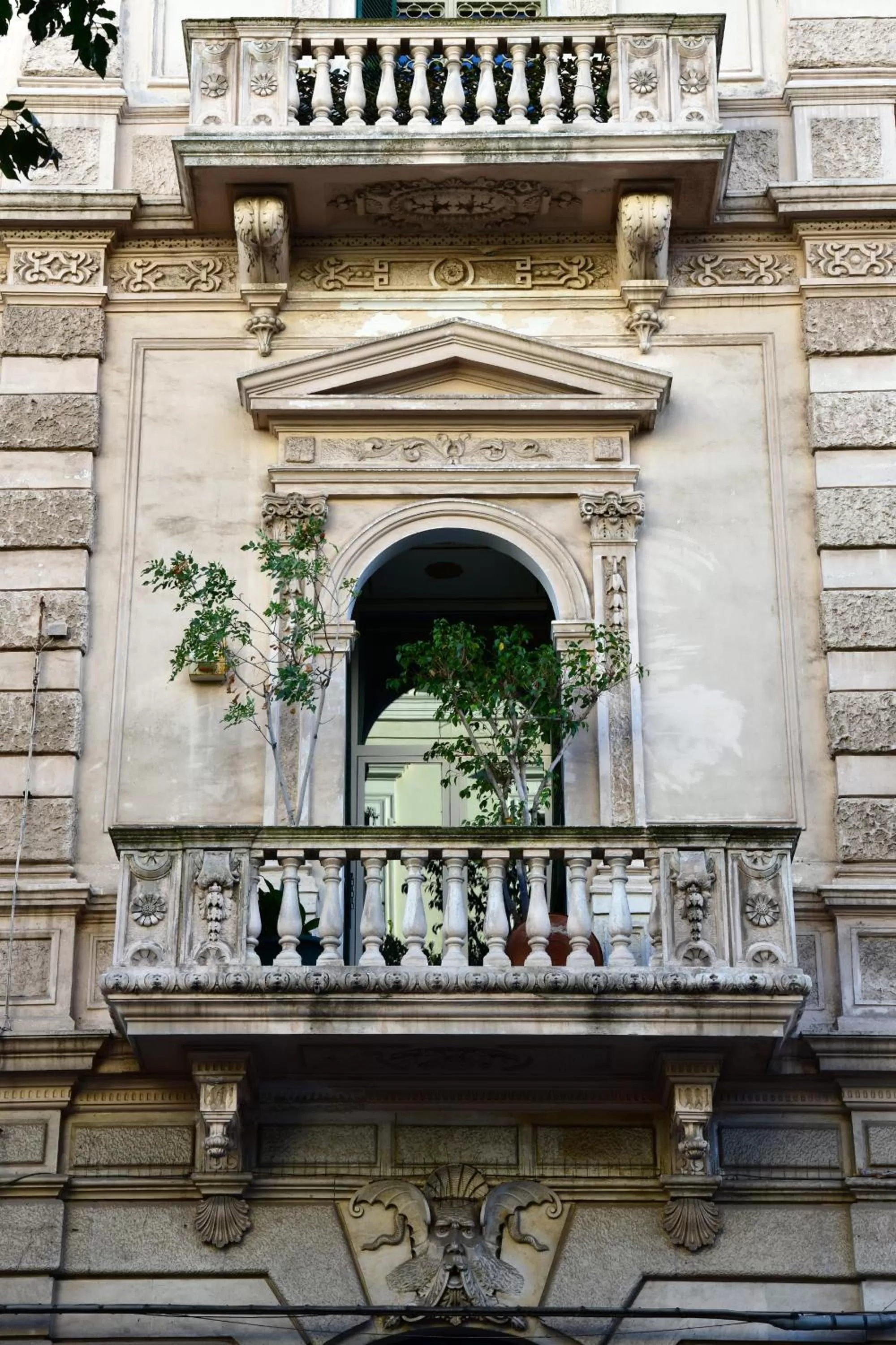 Property building in Sisuites