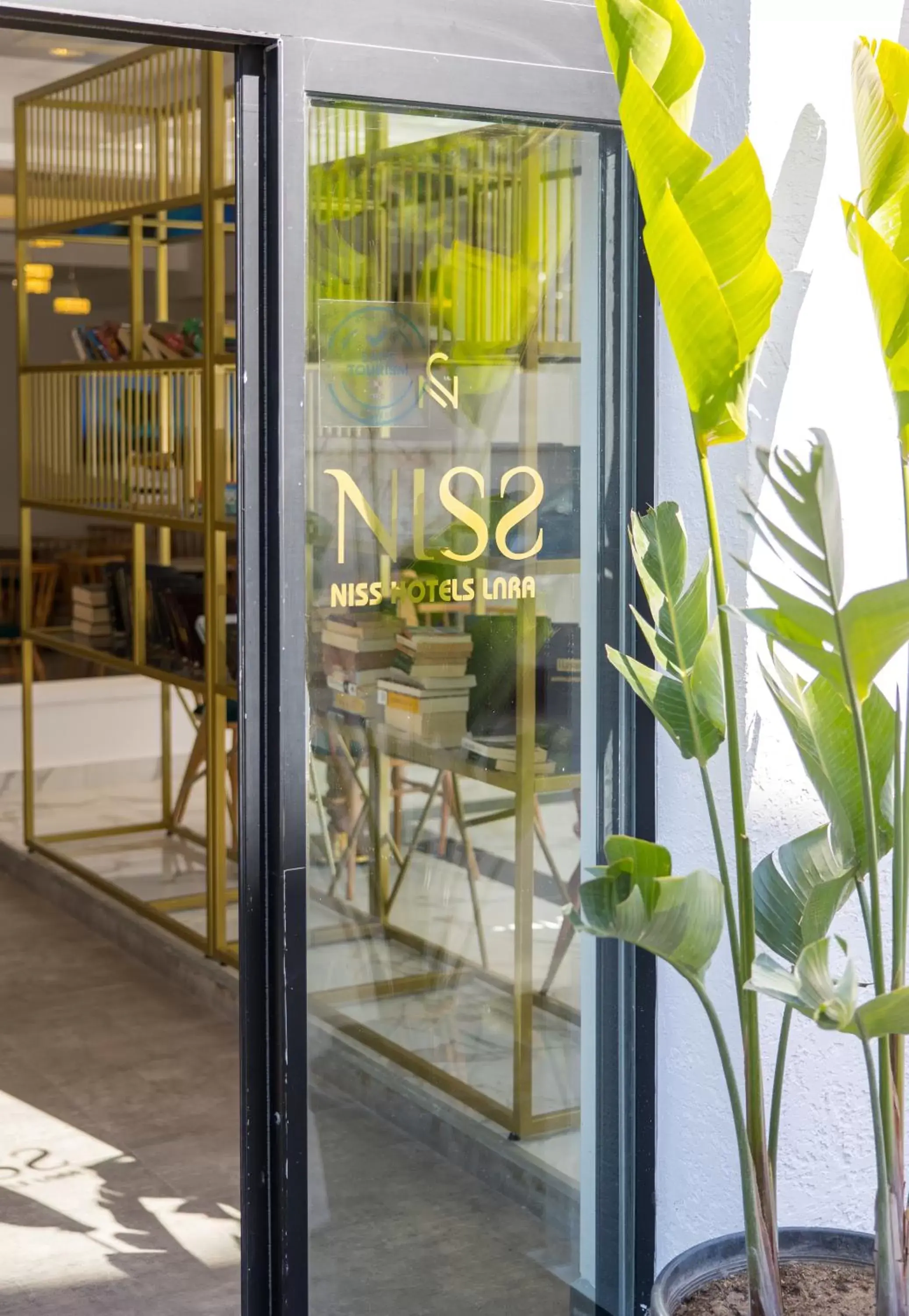 Facade/entrance in Niss Lara Hotel Facade/entrance in Niss Lara Hotel