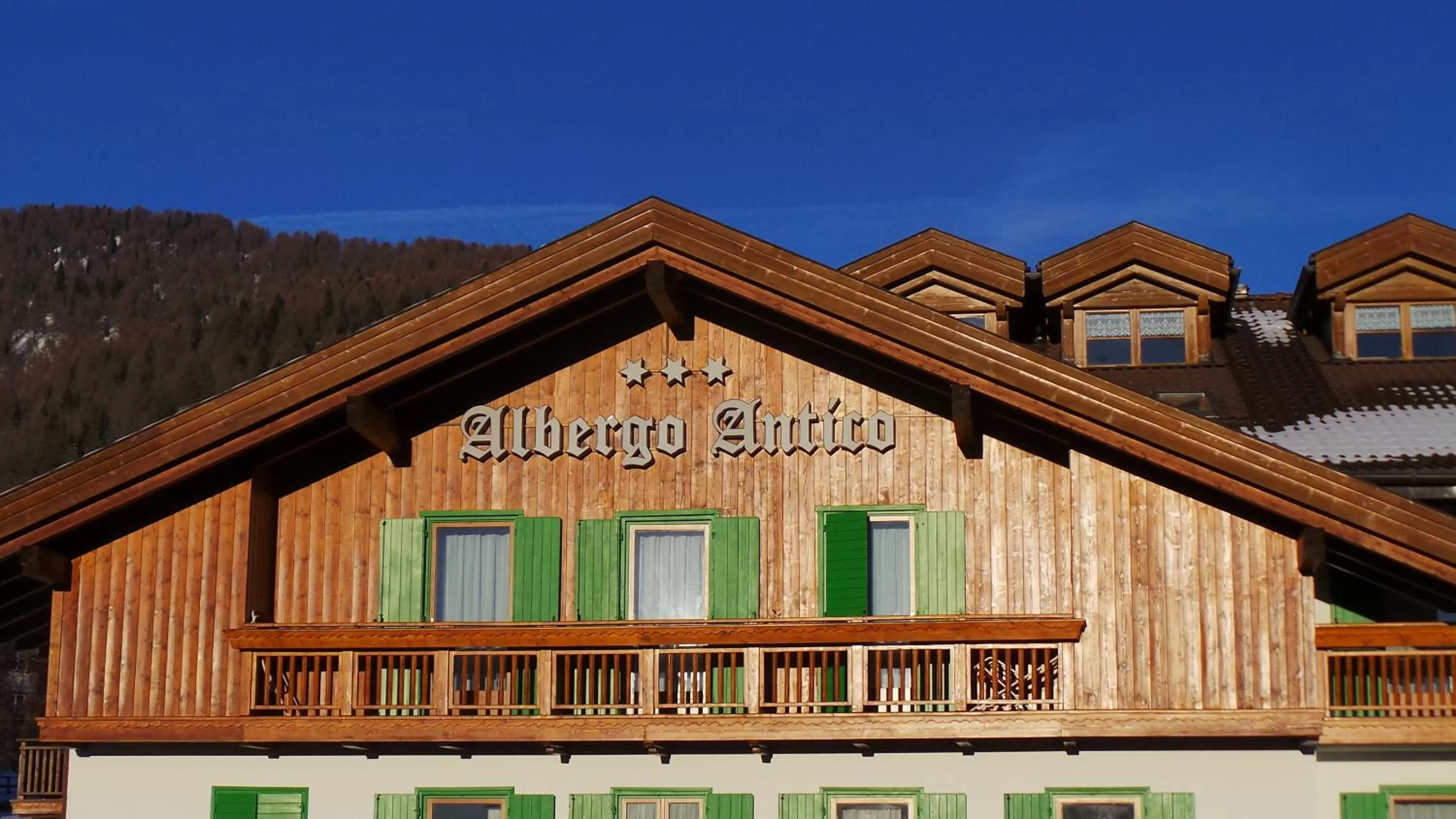 Property logo or sign in Albergo Antico