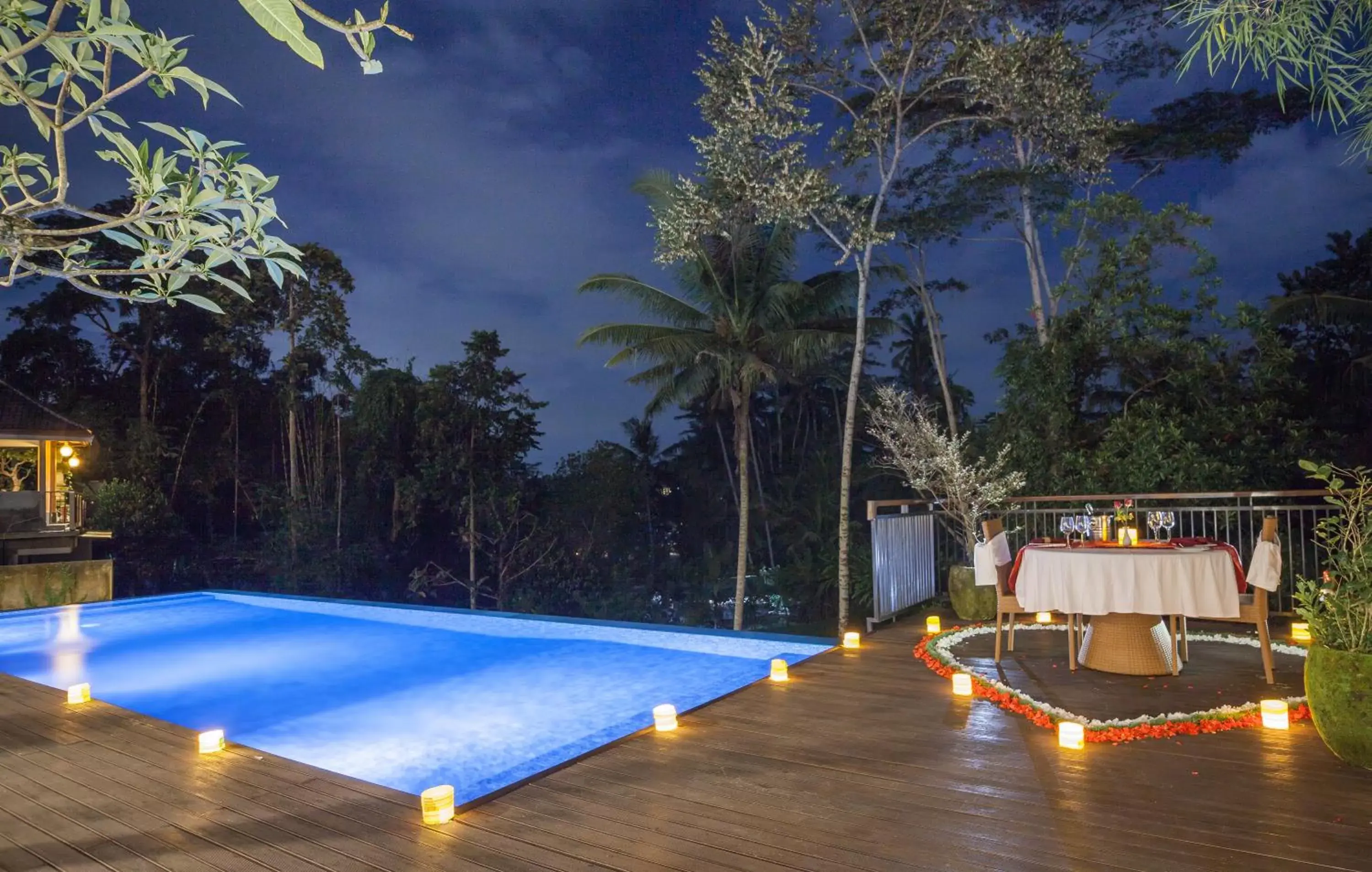 Swimming Pool in River Sakti Ubud by Prasi