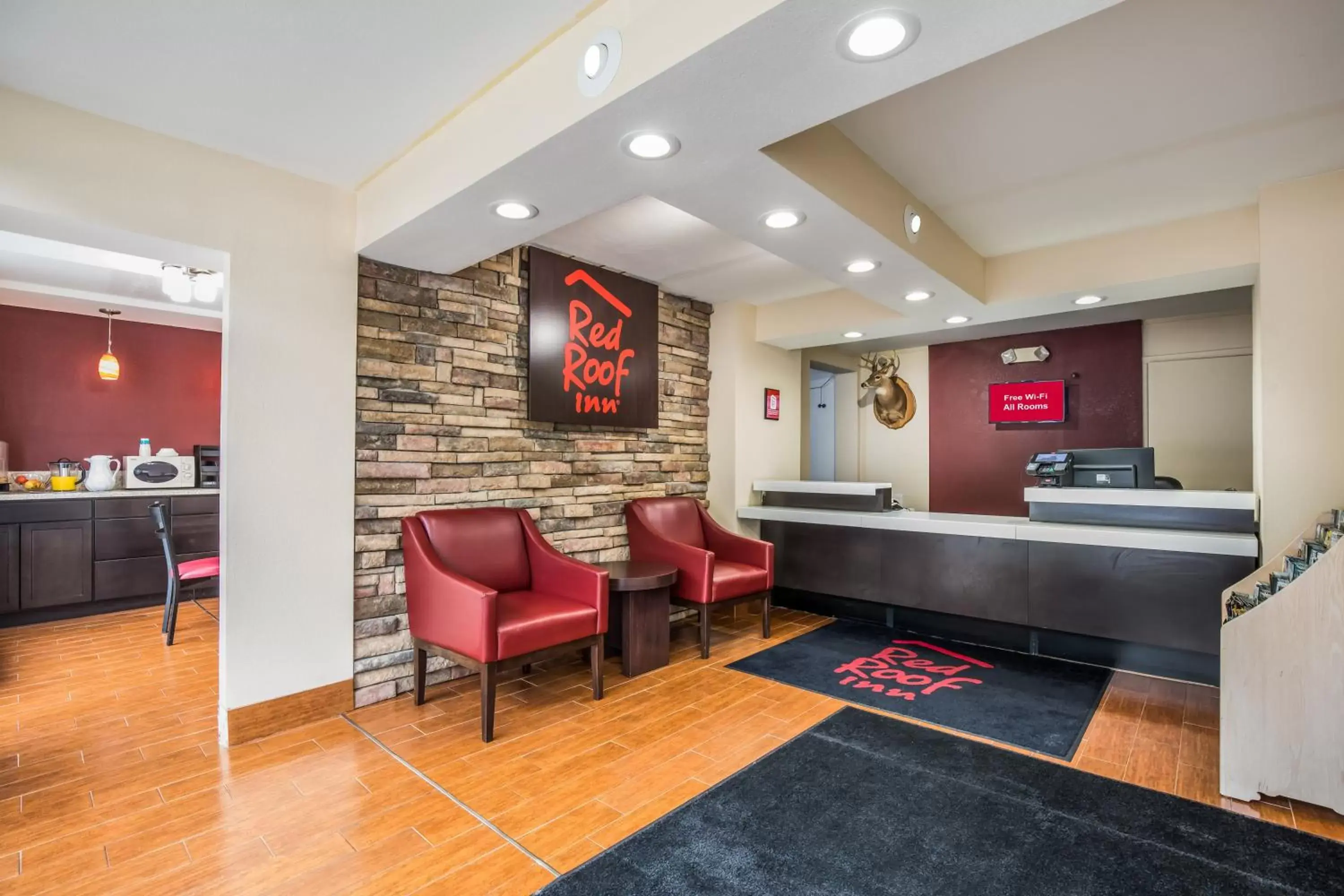 Lobby or reception, Lobby/Reception in Red Roof Inn Caryville