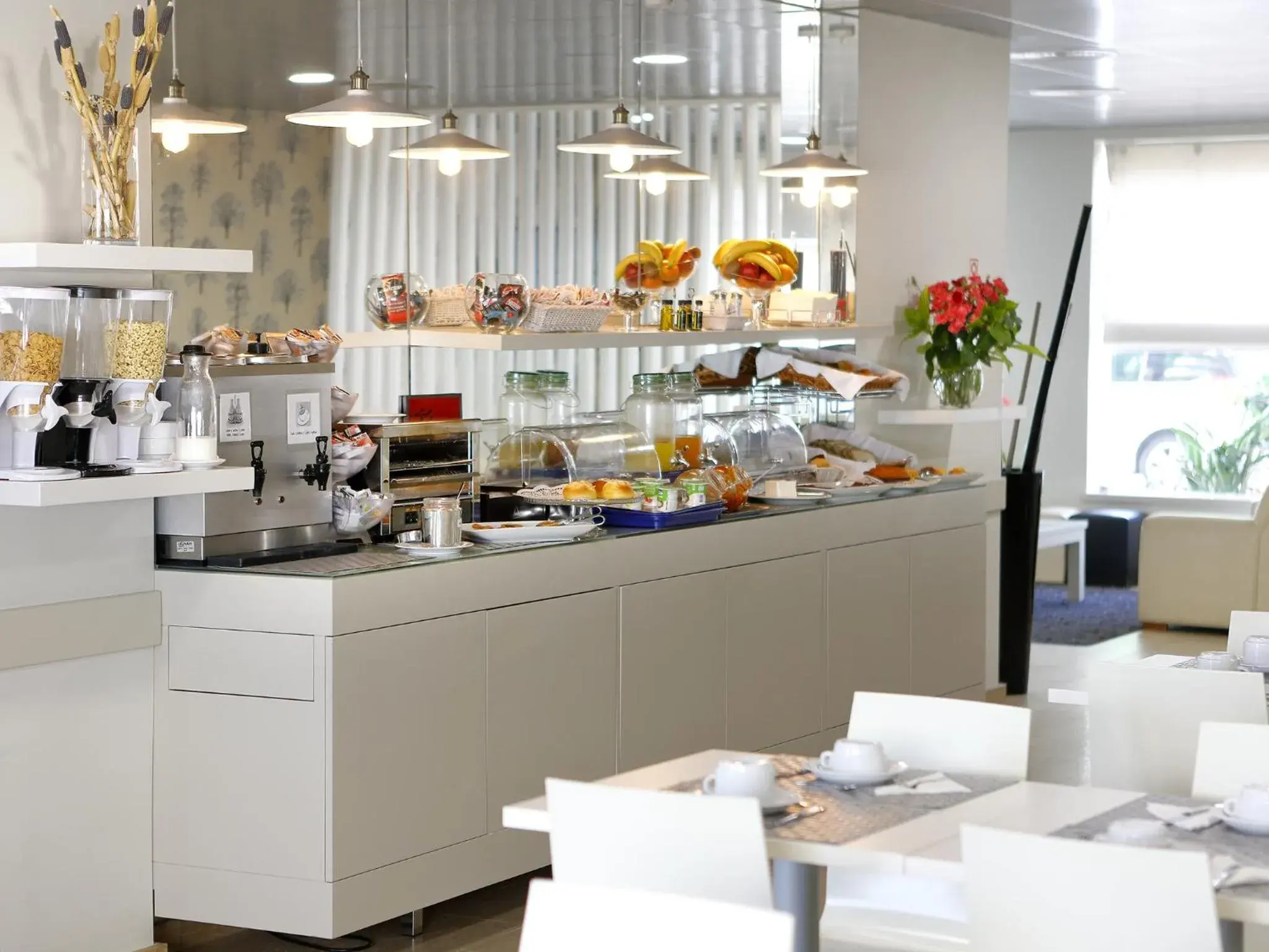 Dining area, Restaurant/Places to Eat in Cova da Iria Hotel