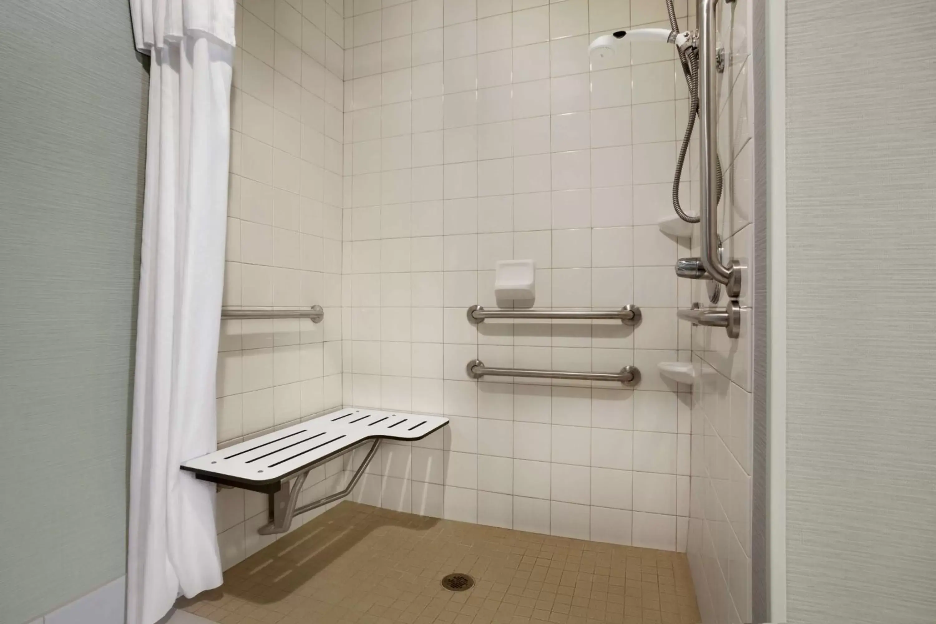 Bathroom in Homewood Suites by Hilton Houston-Willowbrook Mall