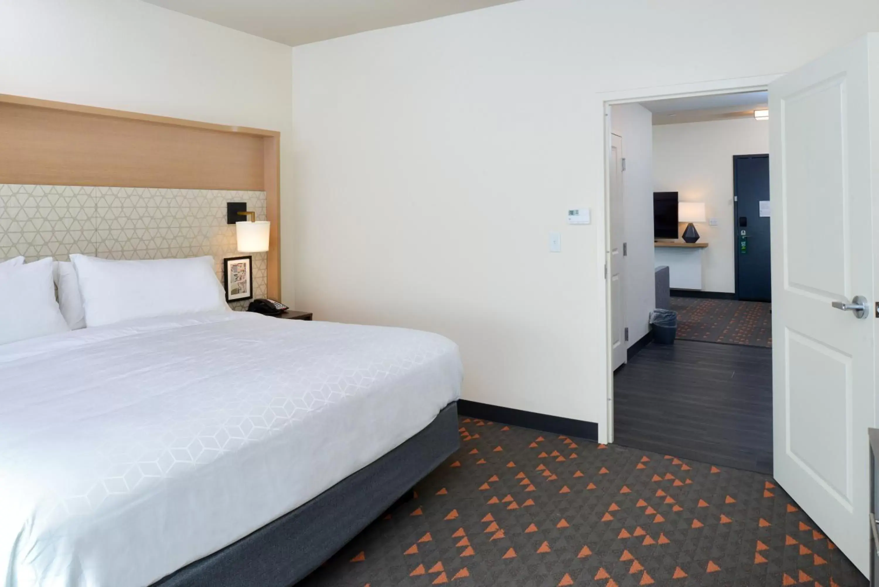 Photo of the whole room, Bed in Holiday Inn - Fort Worth - Alliance, an IHG Hotel