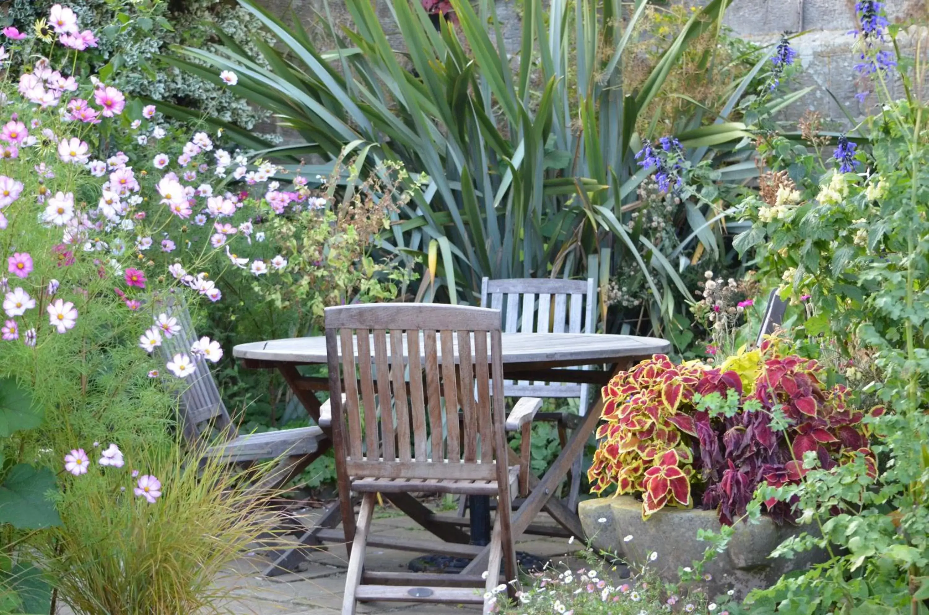 Garden in Gravetye Manor