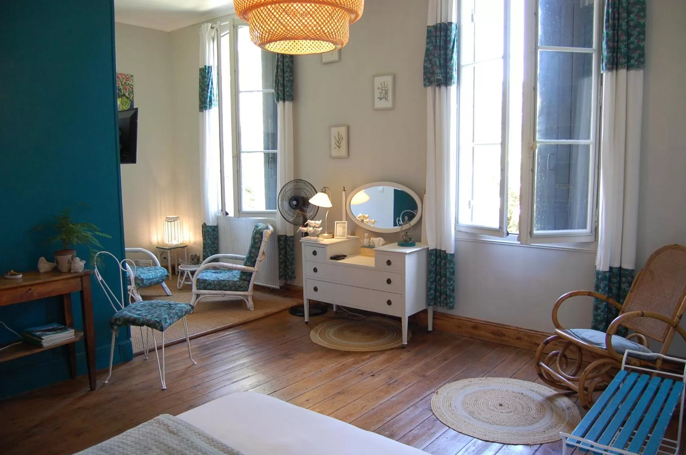 Bed in Madeleine Bergerac