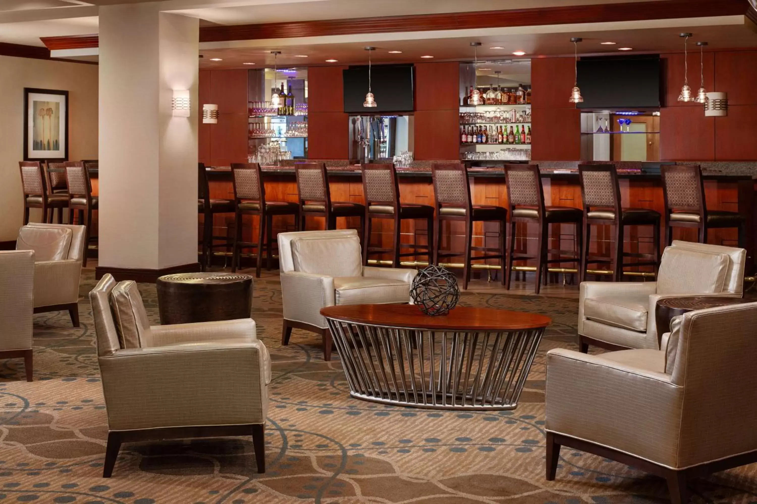 Restaurant/places to eat, Lounge/Bar in DoubleTree by Hilton Las Vegas Airport