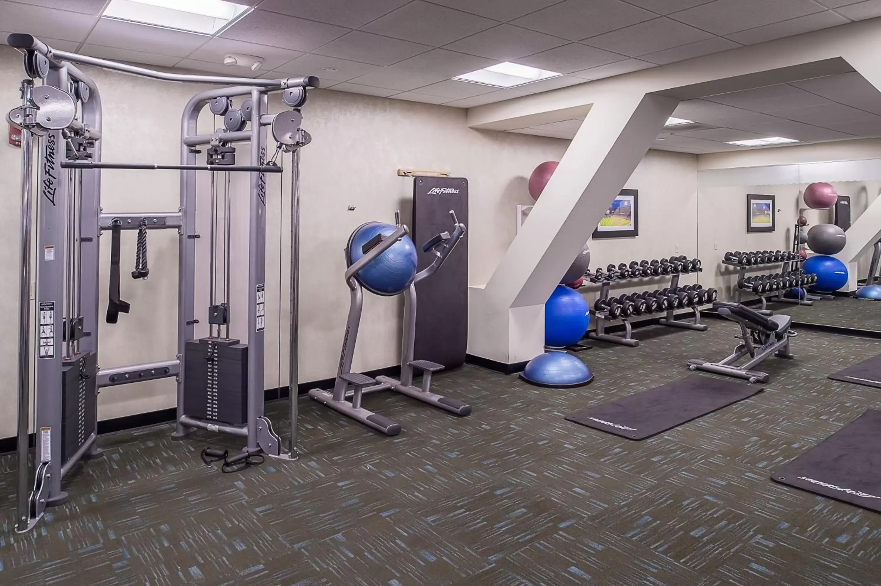 Fitness centre/facilities, Fitness Center/Facilities in Crowne Plaza Hotel St. Louis Airport, an IHG Hotel