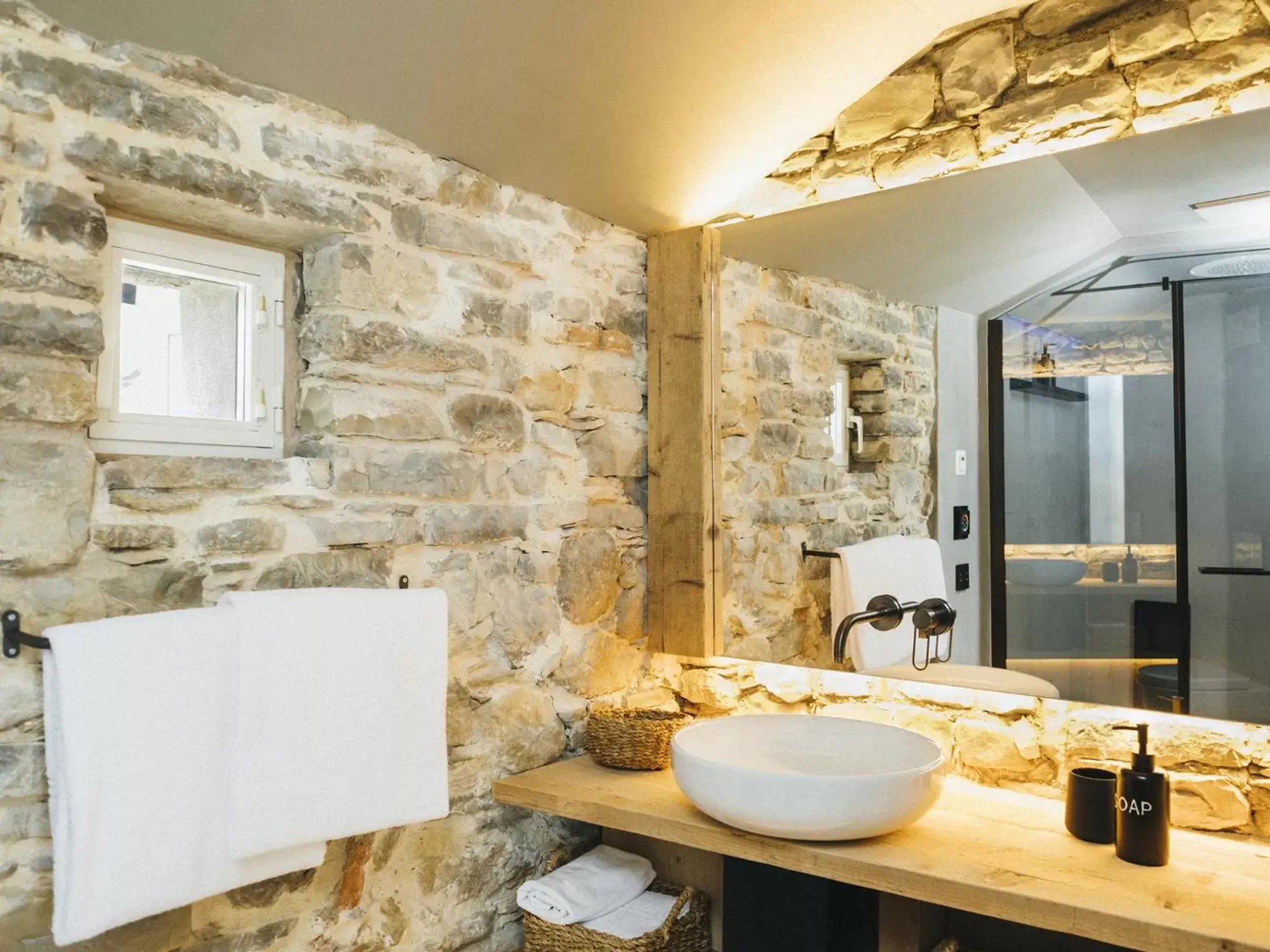 Bathroom in Locanda San Silvestro - Meride