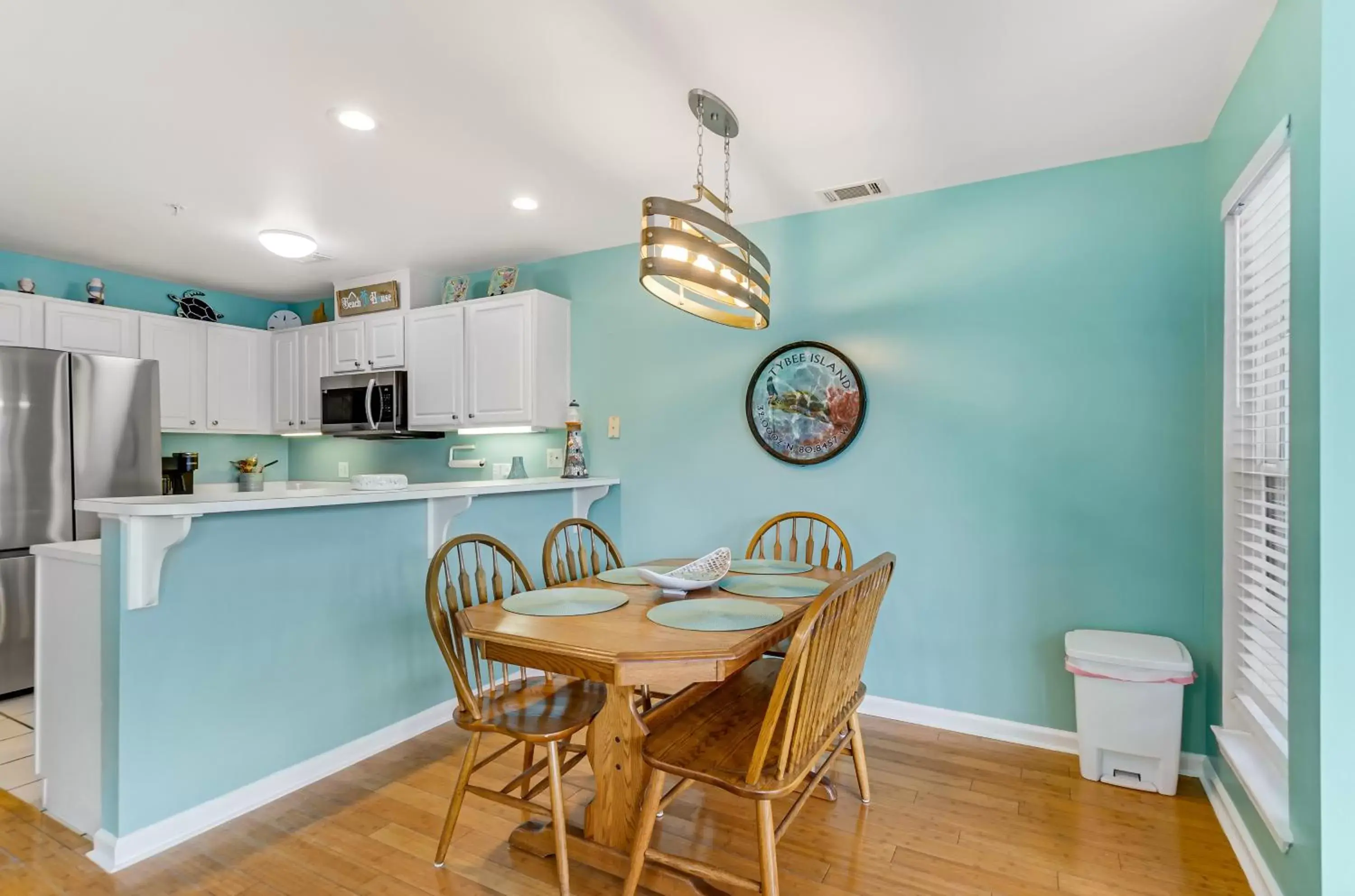 Dining Area in South Beach Views