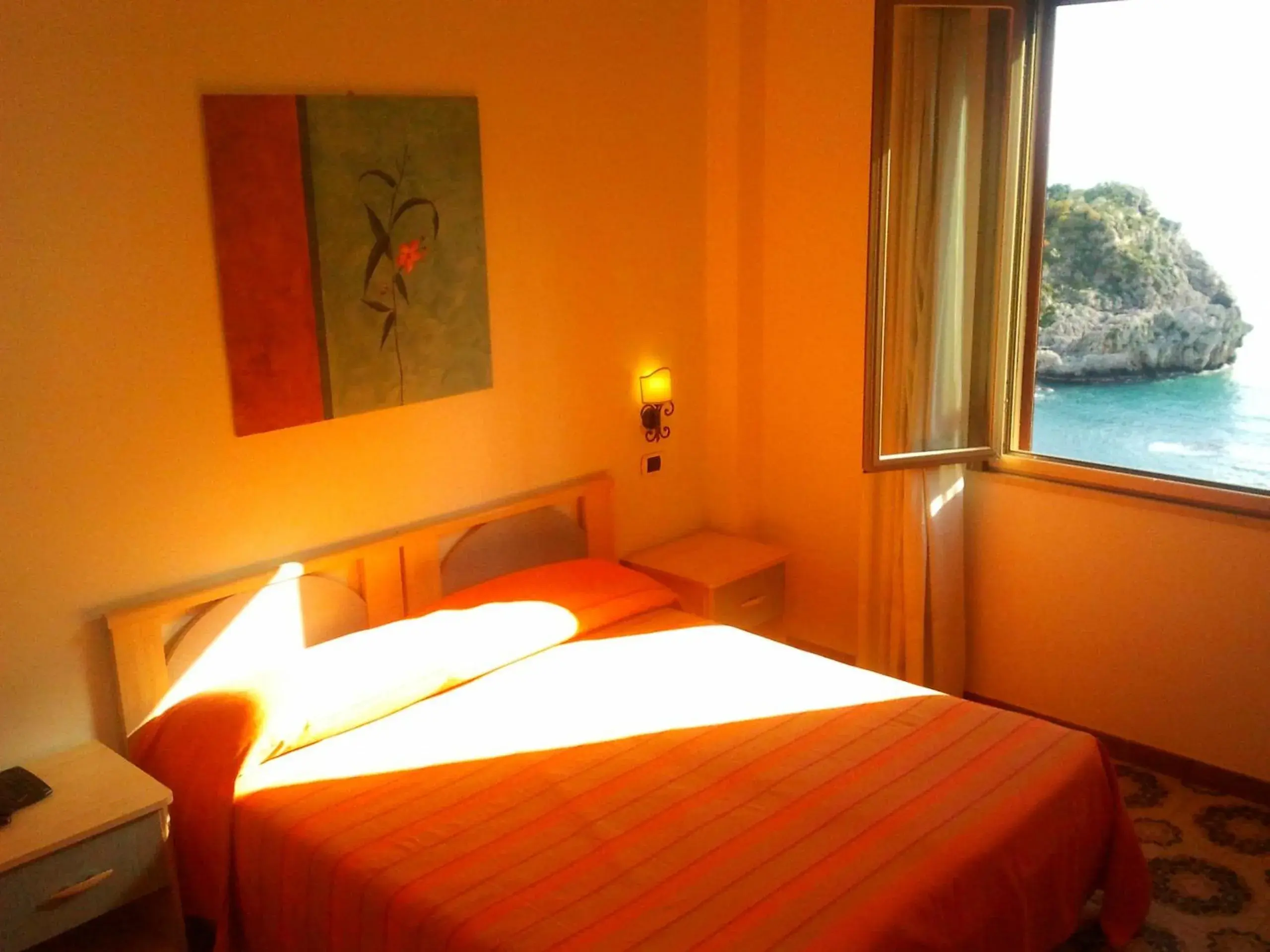 Photo of the whole room in Jonic Hotel Mazzarò