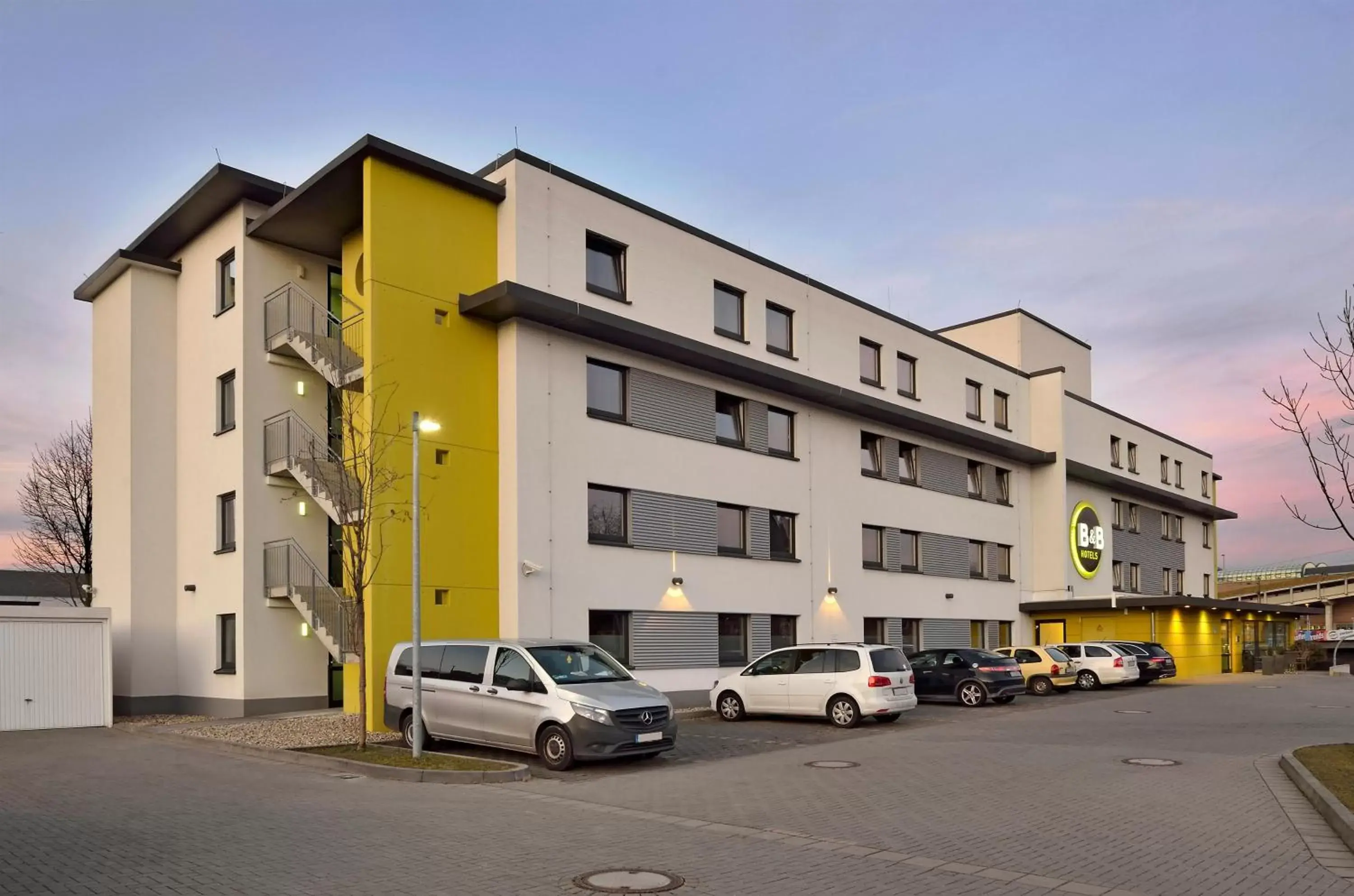 Property Building in B&B Hotel Koblenz