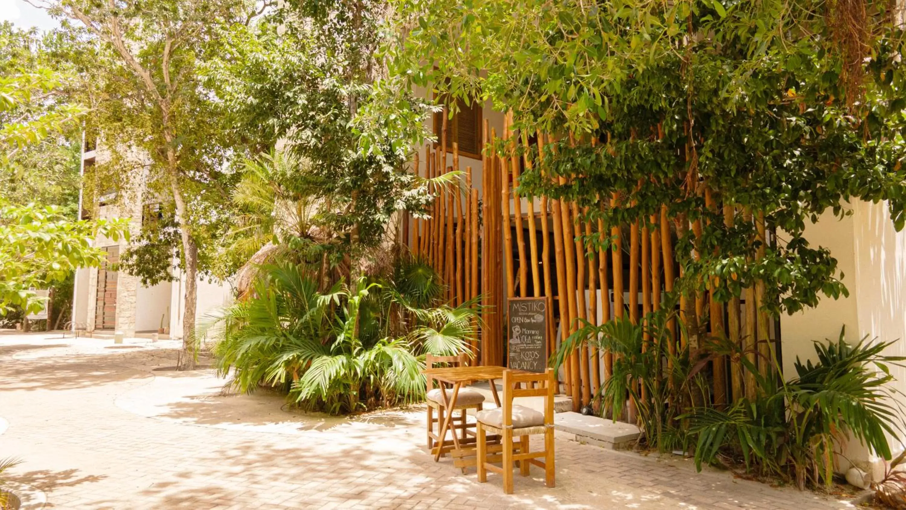 Facade/entrance, Property Building in Koos Hotel Tulum