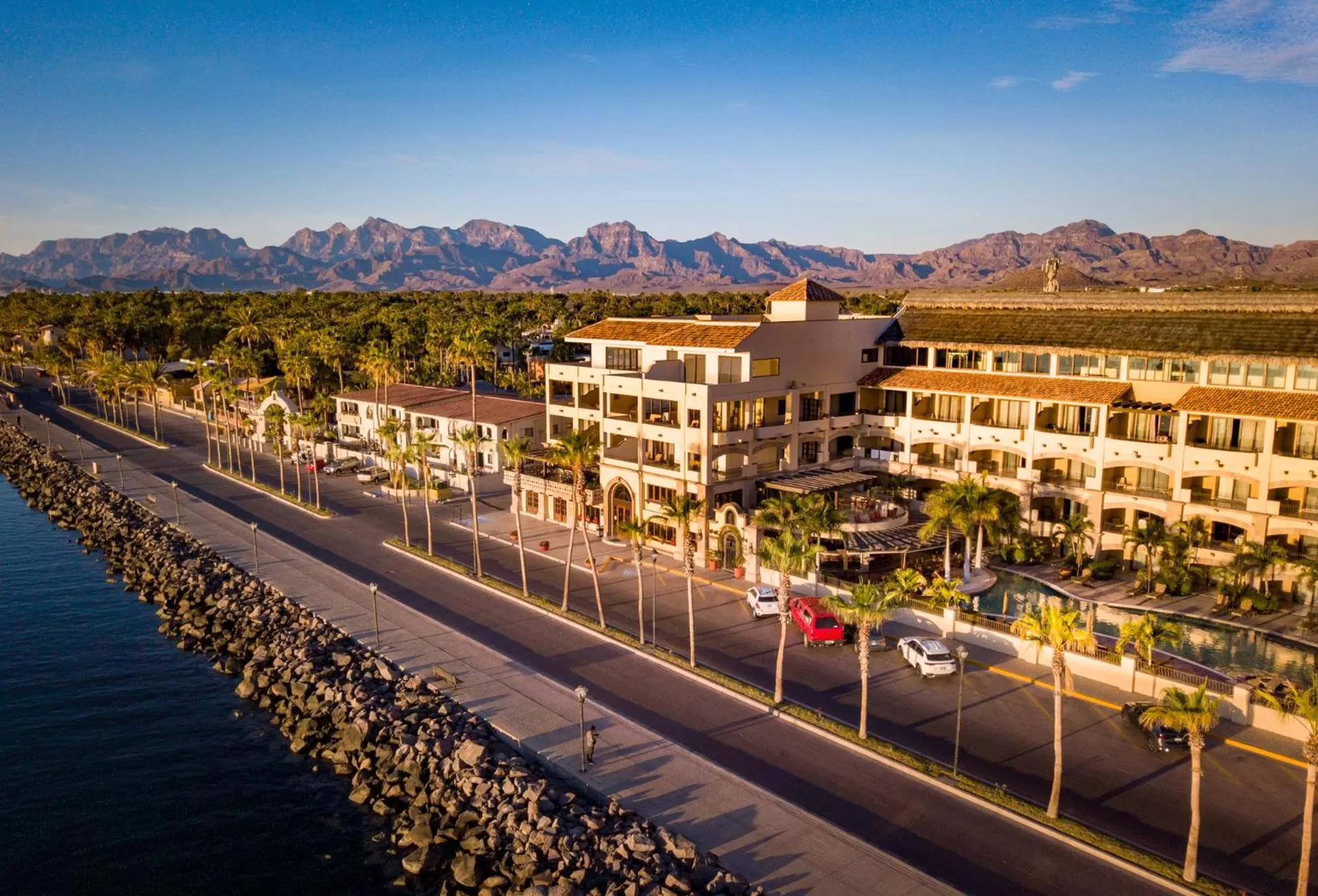 Facade/entrance in La Mision Loreto