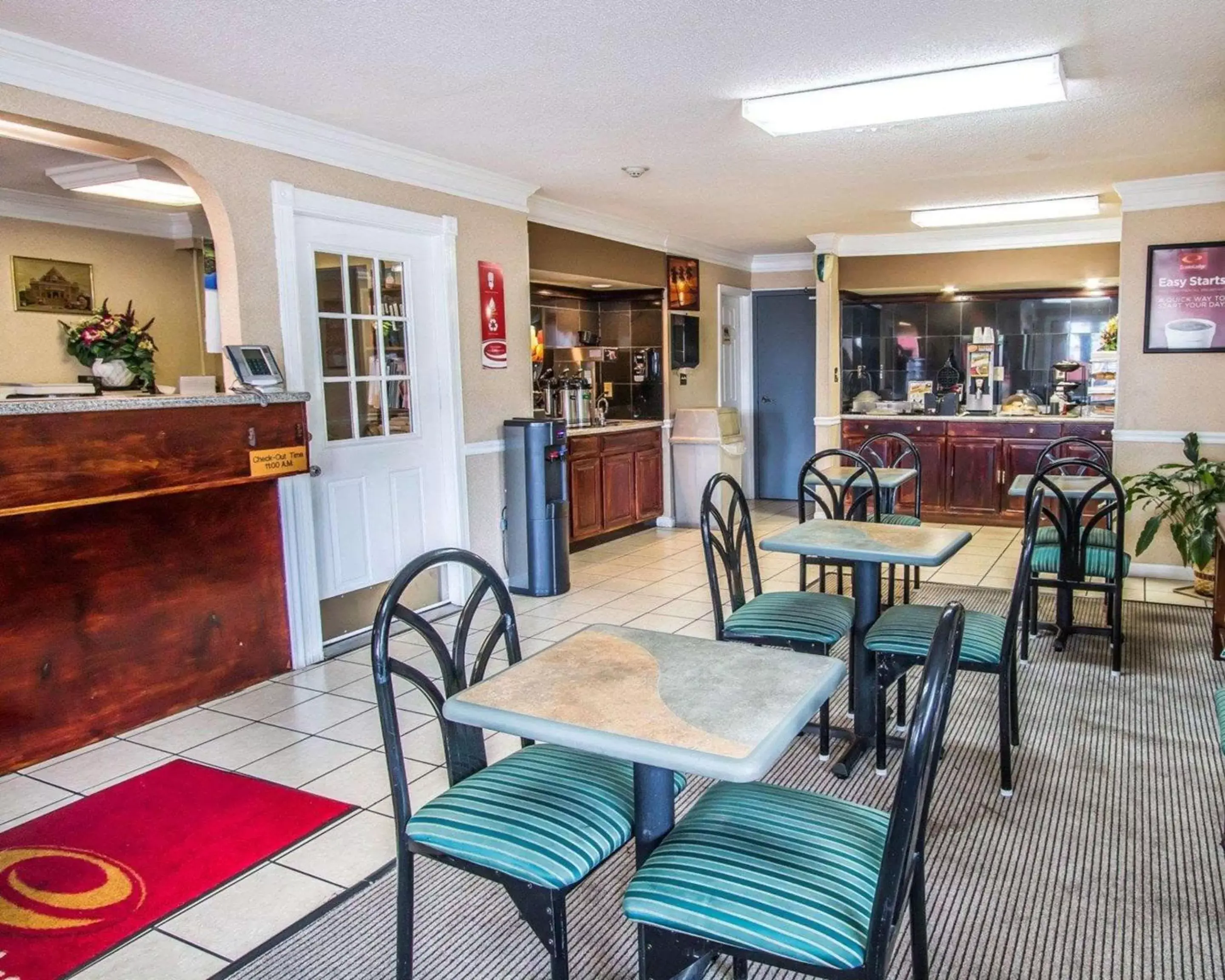 Restaurant/Places to Eat in Econo Lodge Richmond Hill