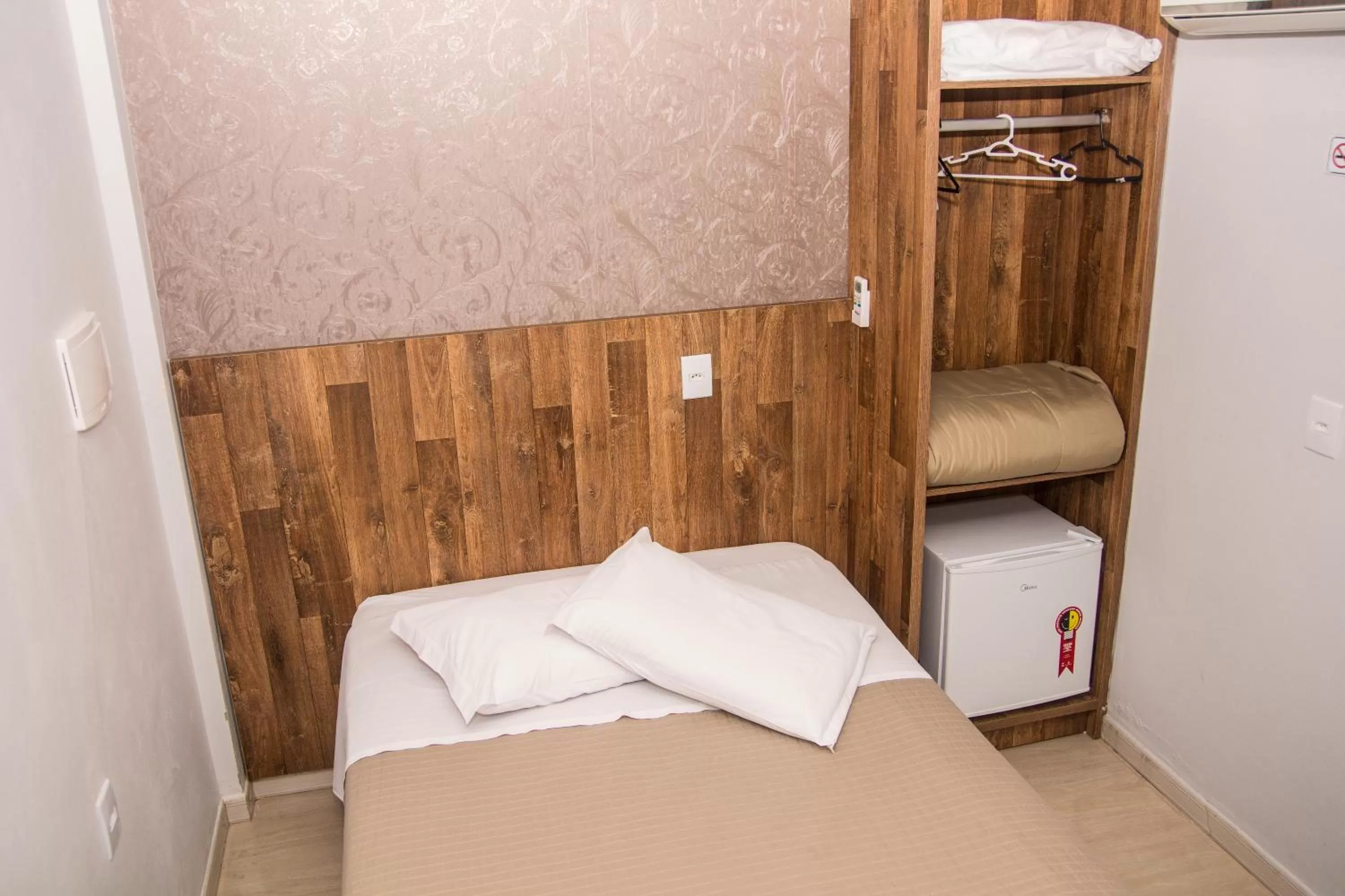 Bedroom in Hotel Guerra - Pousada Montebelo