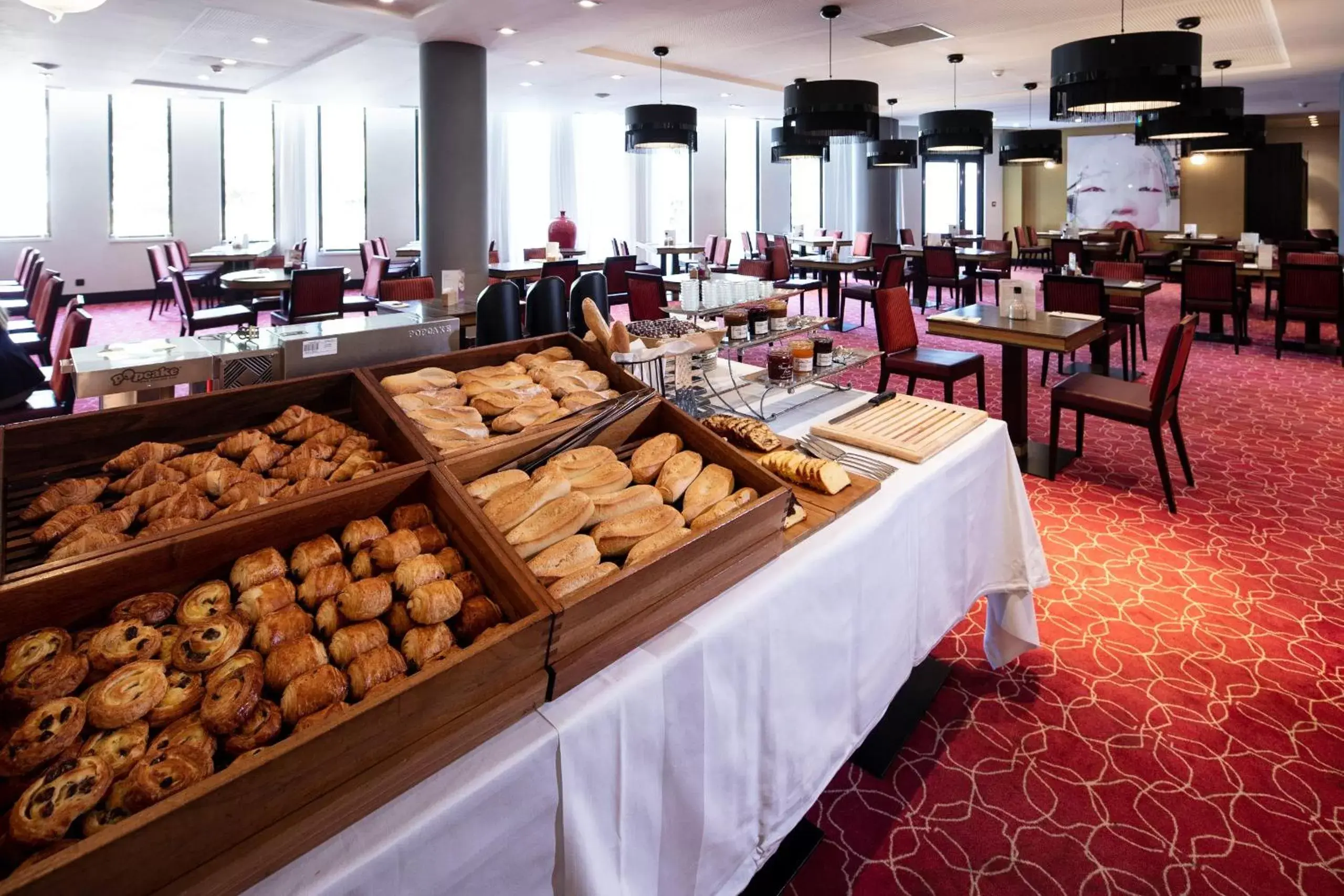 Breakfast, Restaurant/Places to Eat in Crowne Plaza Montpellier Corum, an IHG Hotel