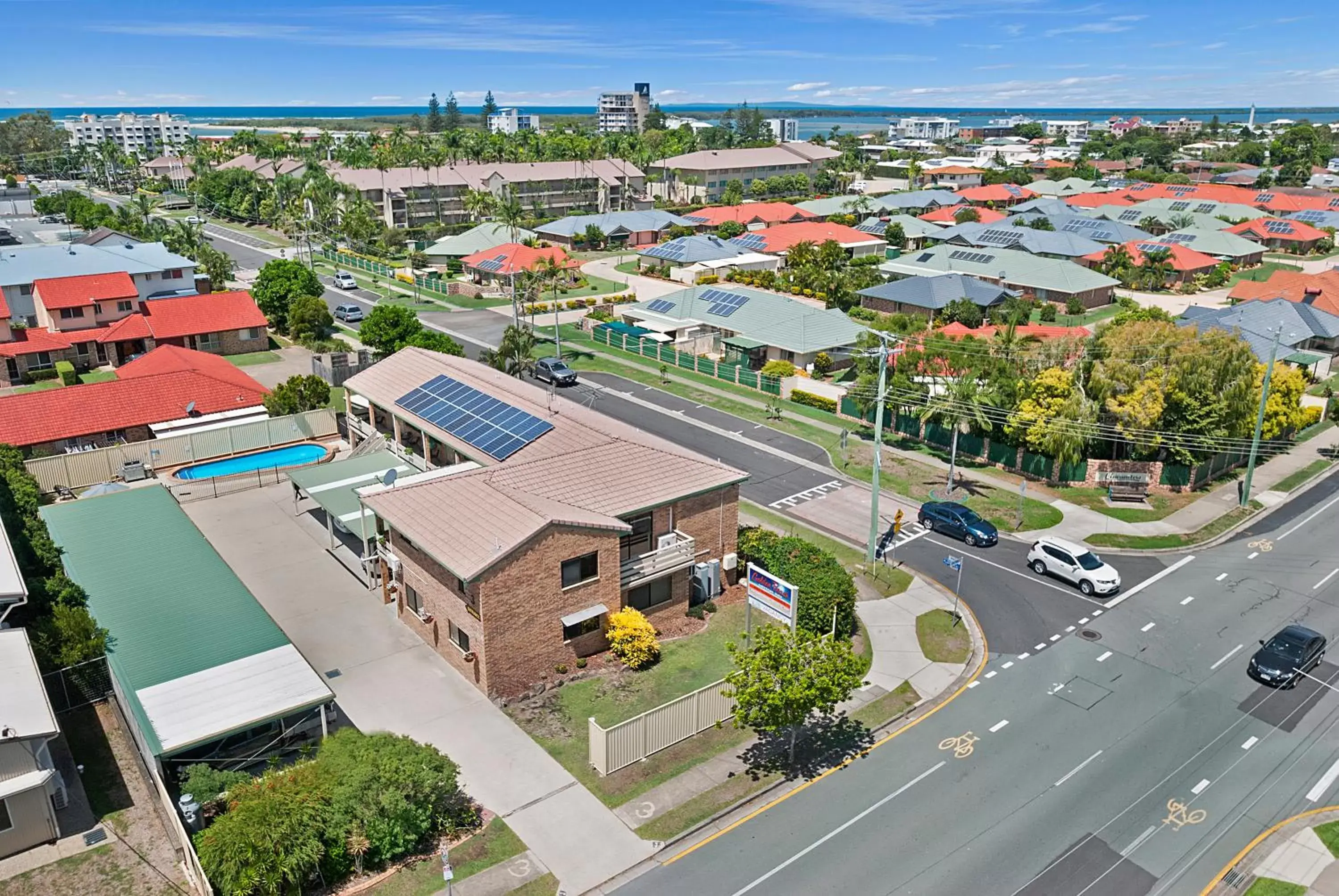 Bird's eye view, Bird's-eye View in Golden Beach Motor Inn