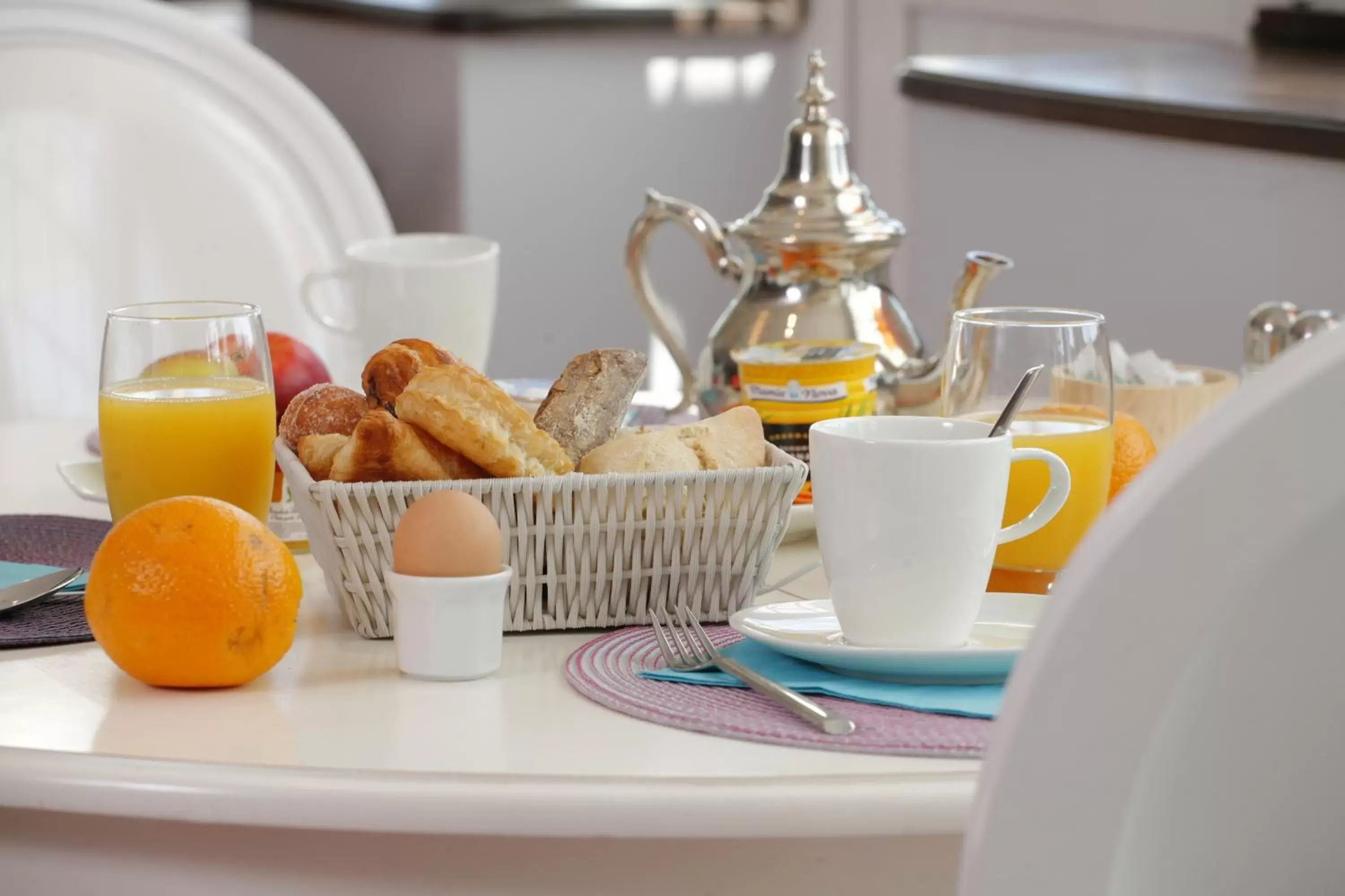 Restaurant/places to eat, Breakfast in Le Cise, The Originals Relais (Relais du Silence)