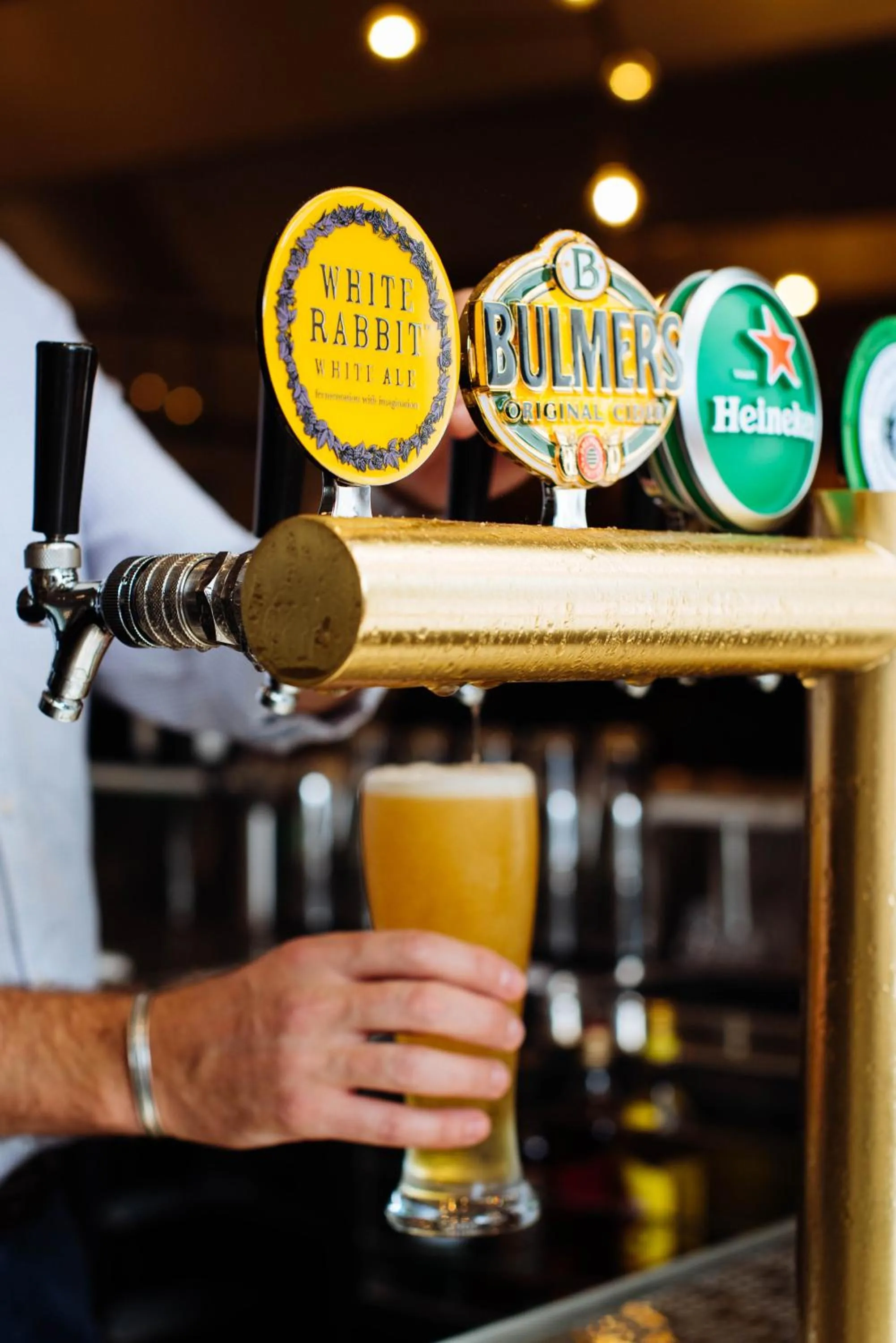 Lounge or bar in Morphett Arms Hotel