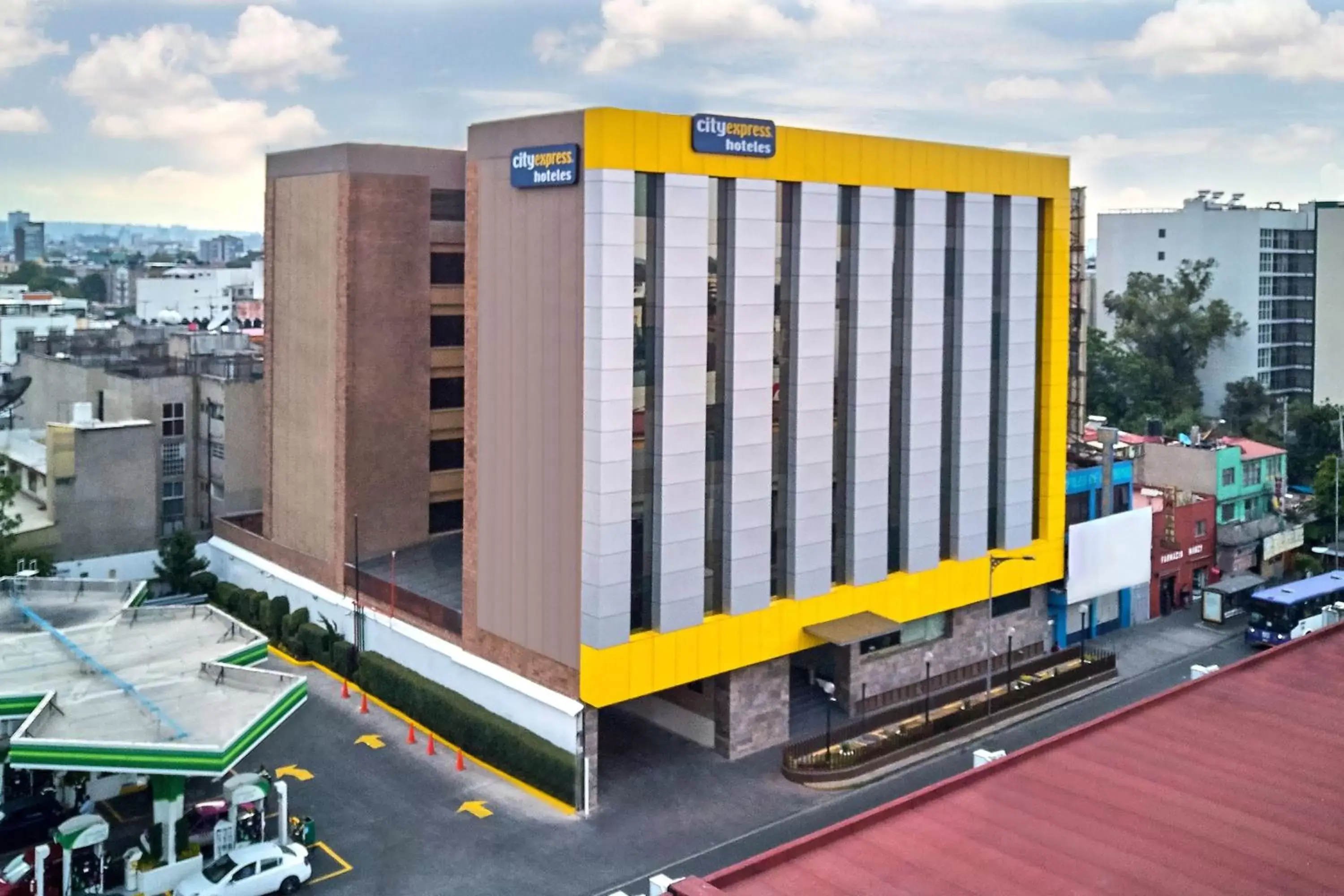Property building in City Express by Marriott CDMX Tlalpan