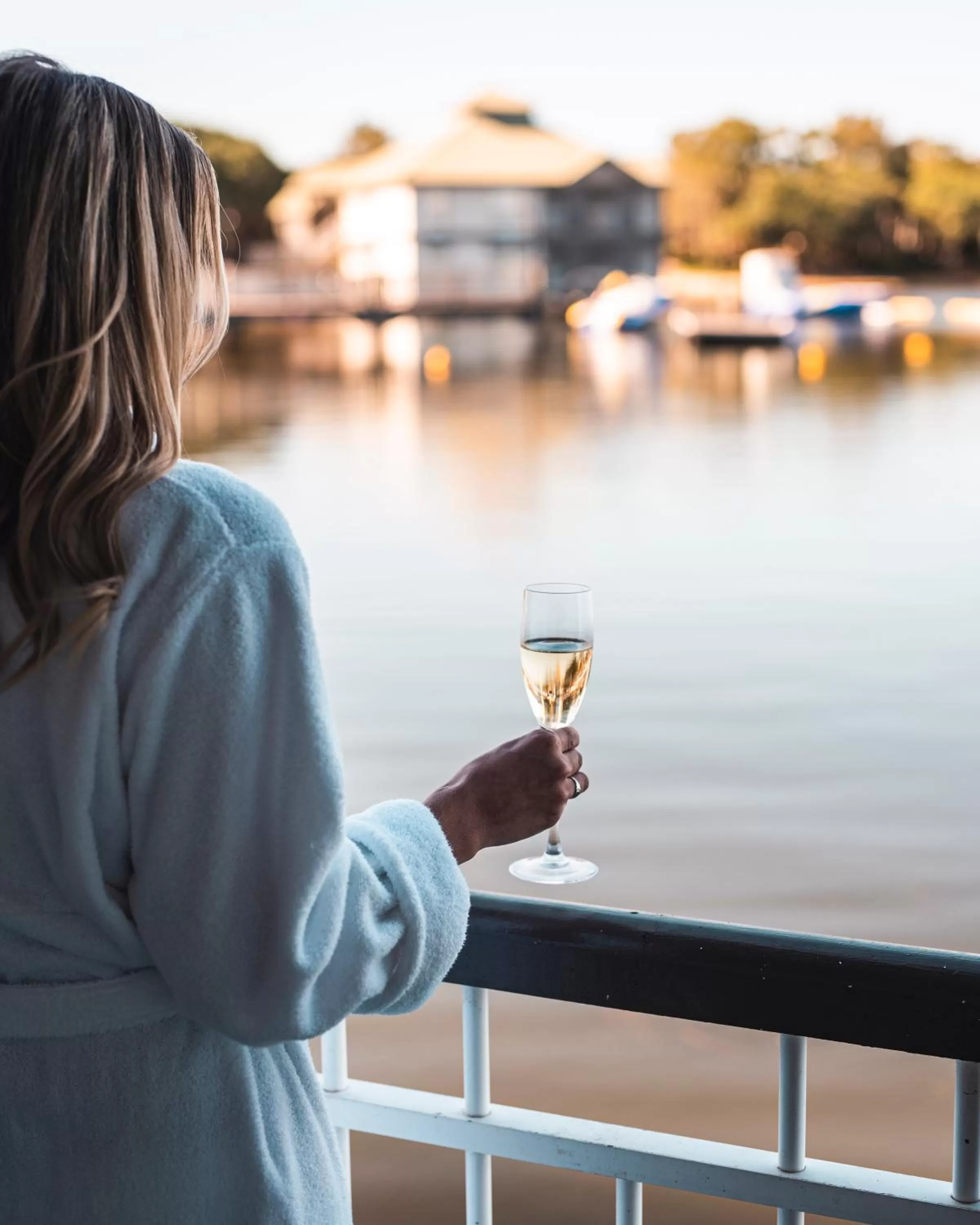 People in Novotel Sunshine Coast Resort