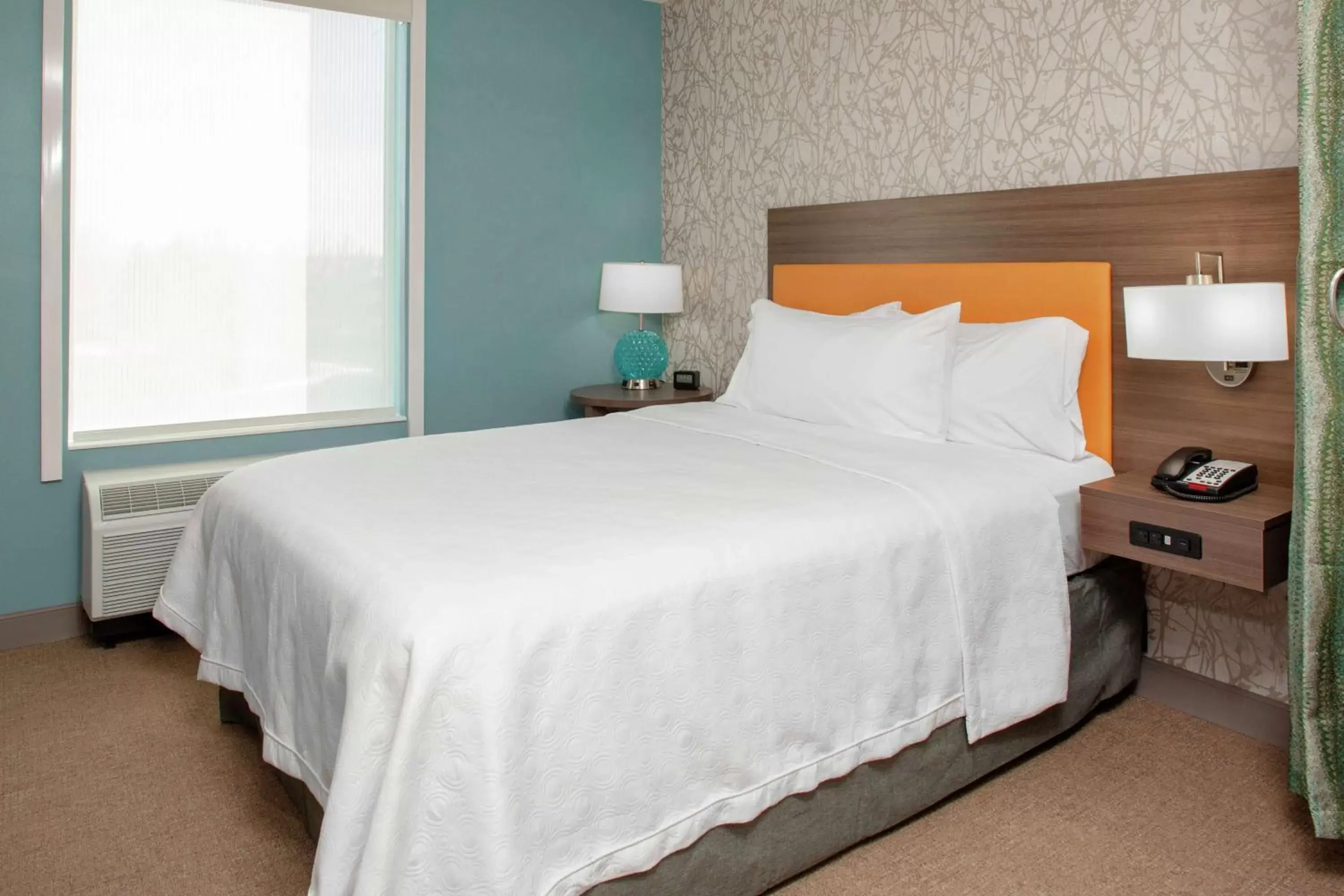 Bed in Home2 Suites By Hilton Denver South Centennial Airport