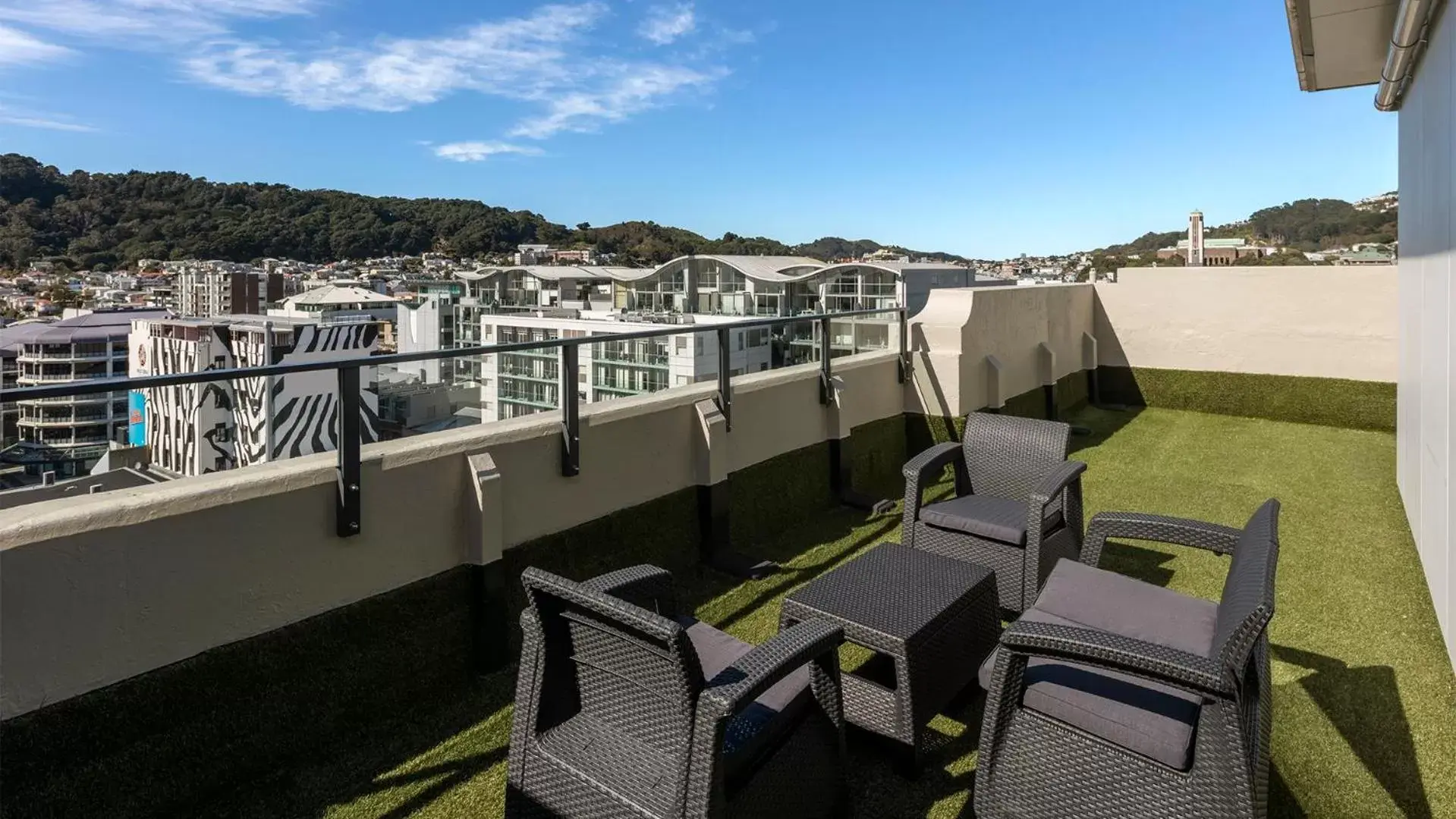 Balcony/Terrace in Oaks Wellington Hotel