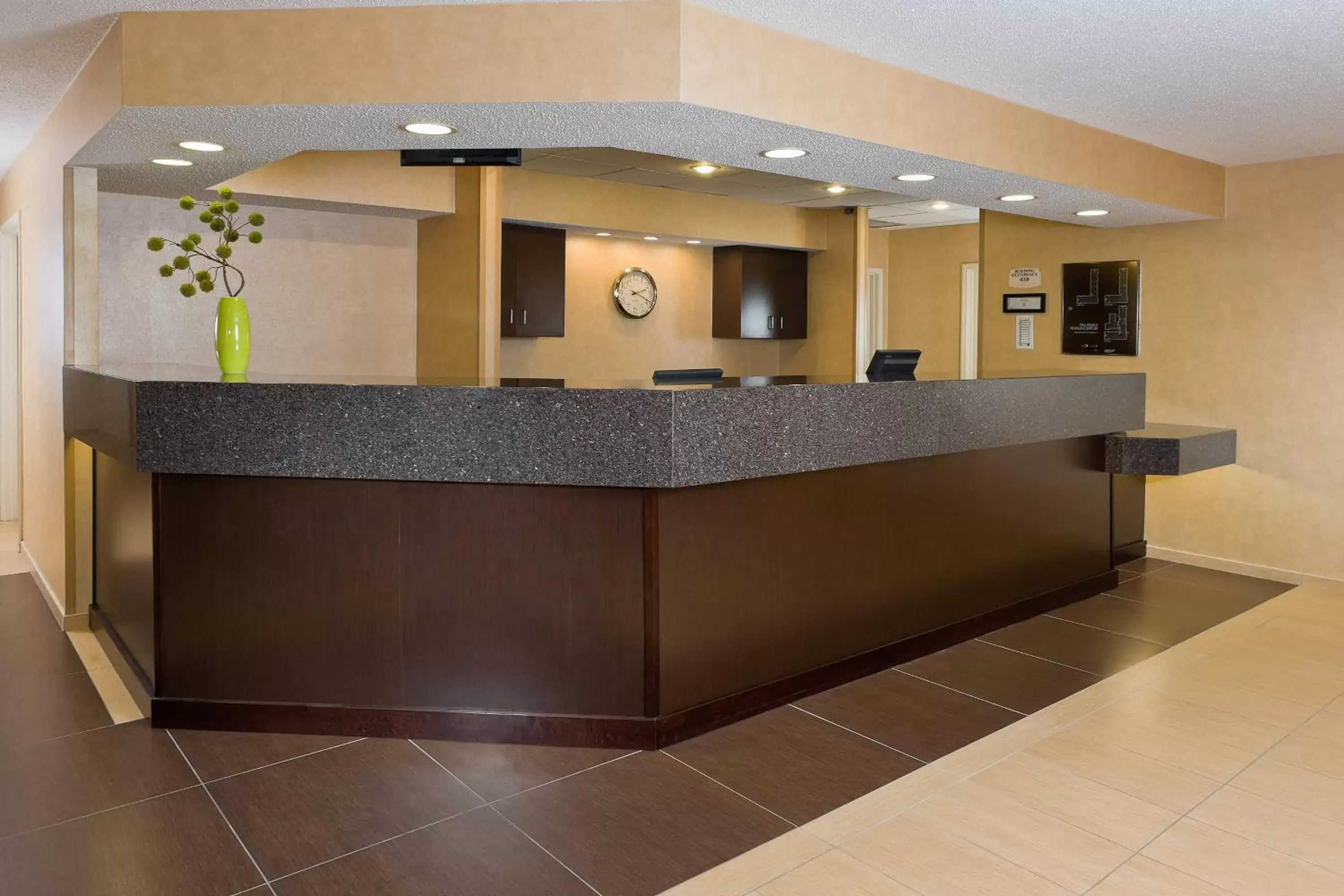 Property building, Lobby/Reception in Residence Inn Youngstown Boardman/Poland