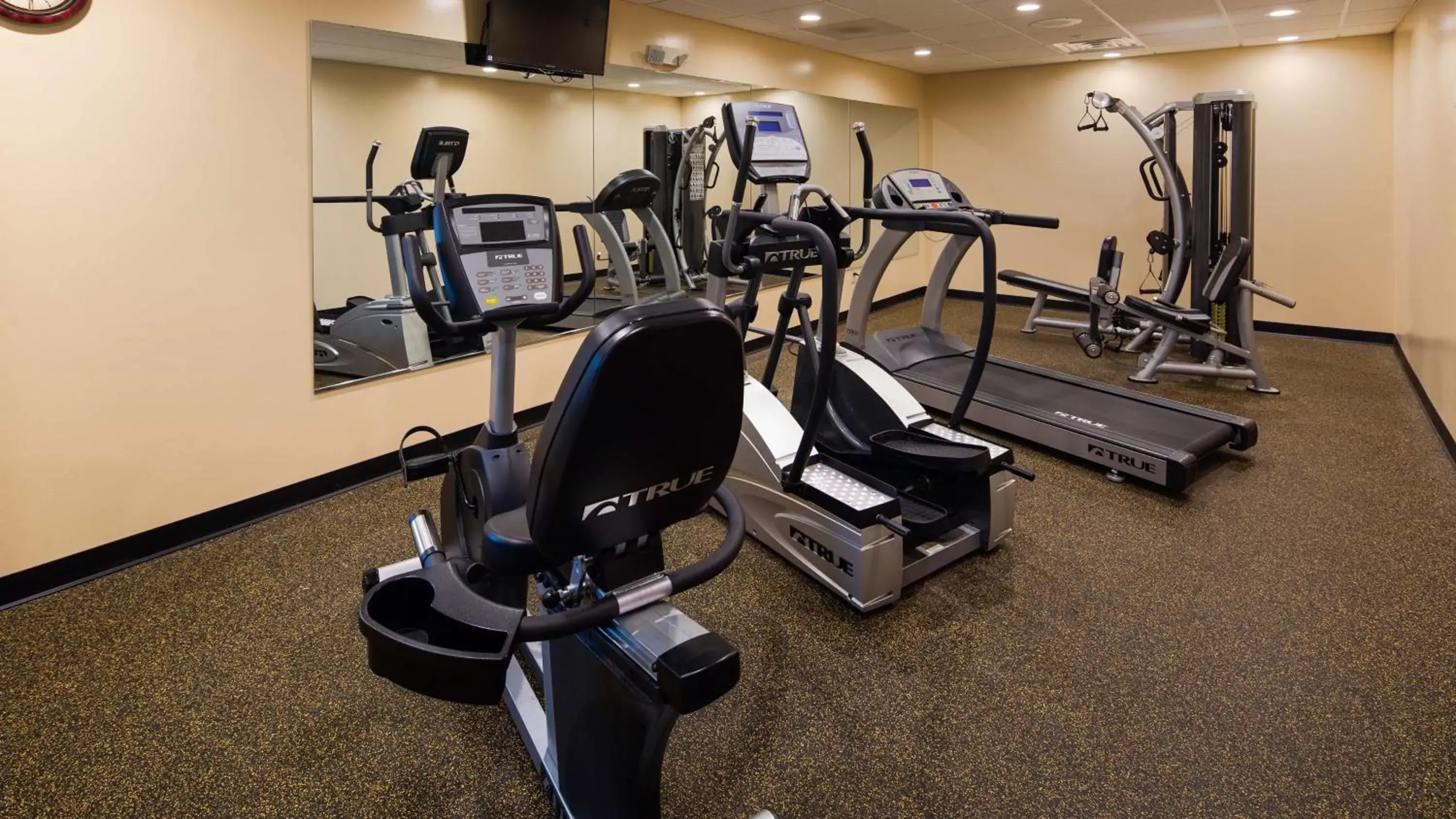 Fitness centre/facilities, Fitness Center/Facilities in Best Western Plus Finger Lakes Inn & Suites