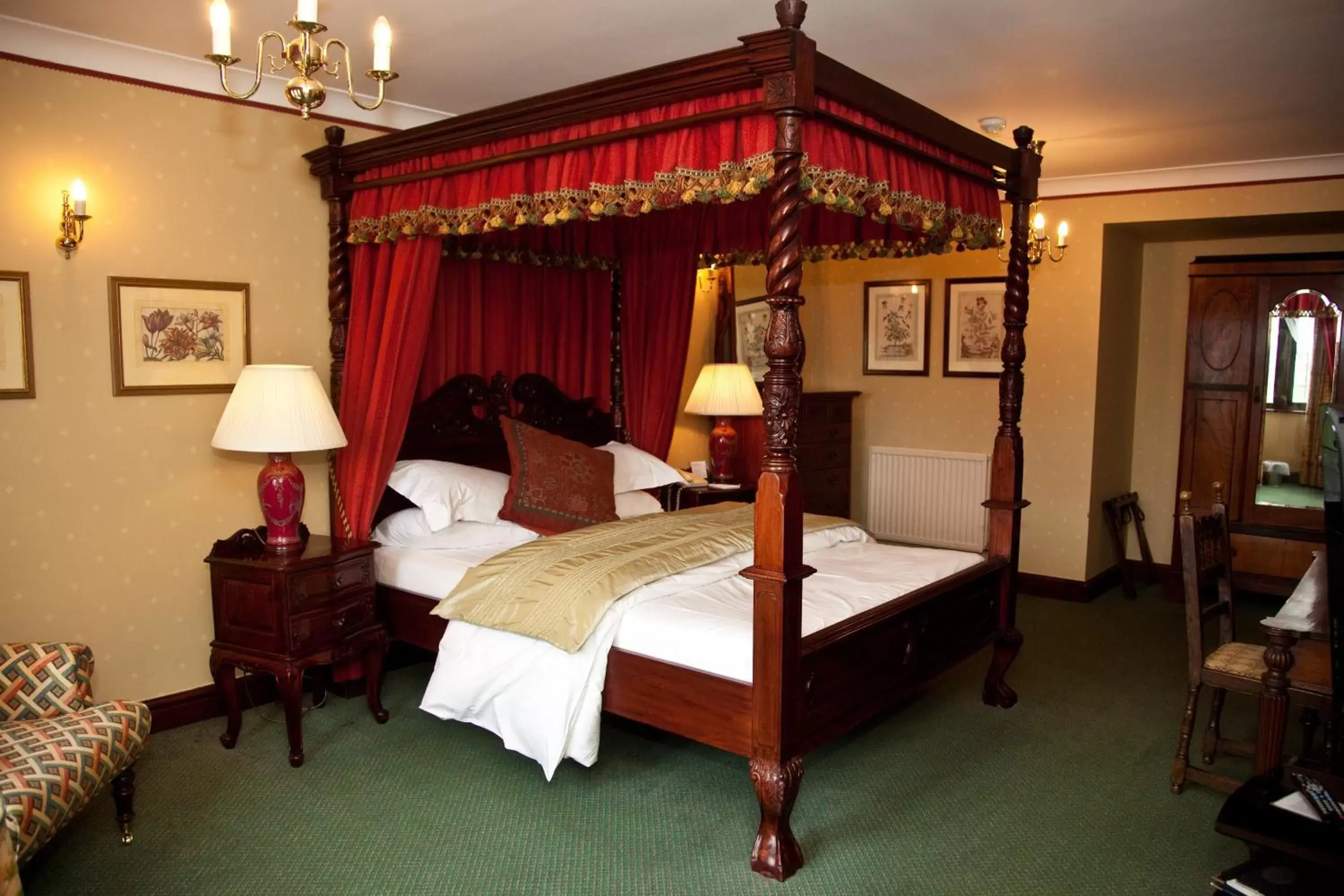 Bed in Cricklade House Hotel, Sure Hotel Collection by Best Western